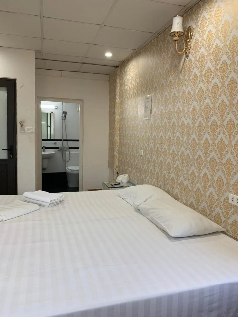 Bed in Old Town Palace Guest House