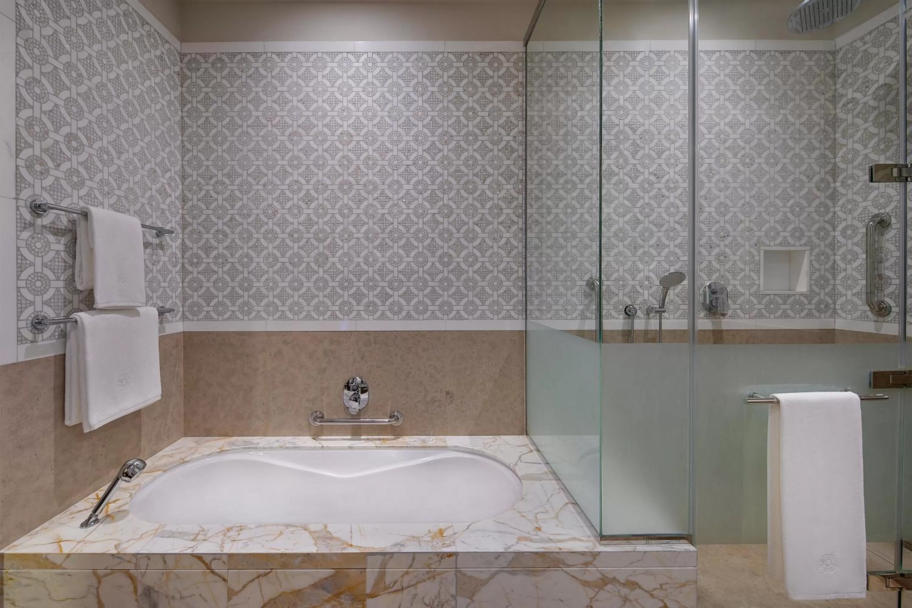 Bathroom in Assila, a Luxury Collection Hotel, Jeddah