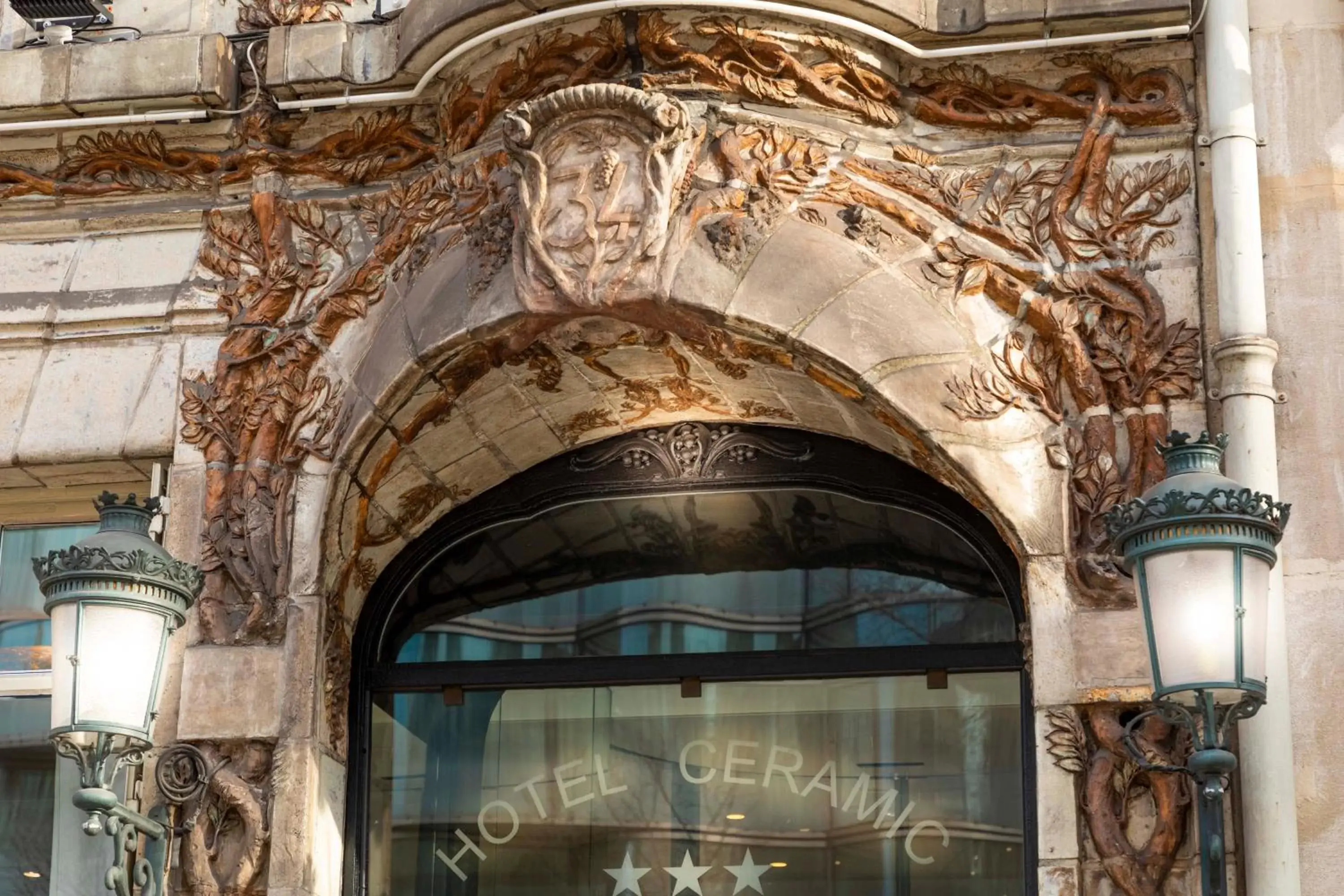 Facade/entrance in Elysées Ceramic