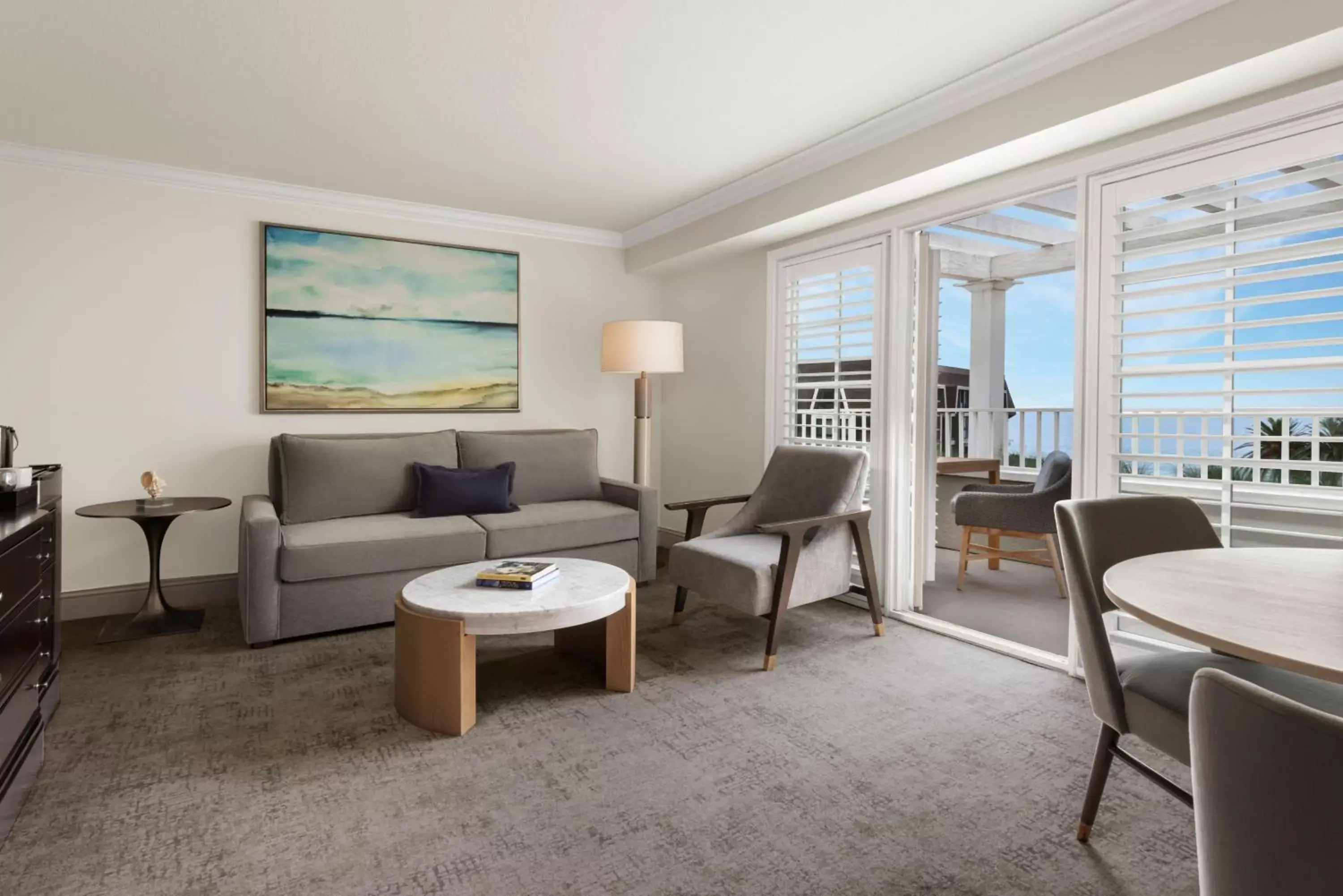 Living room, Seating Area in L'Auberge Del Mar Resort and Spa