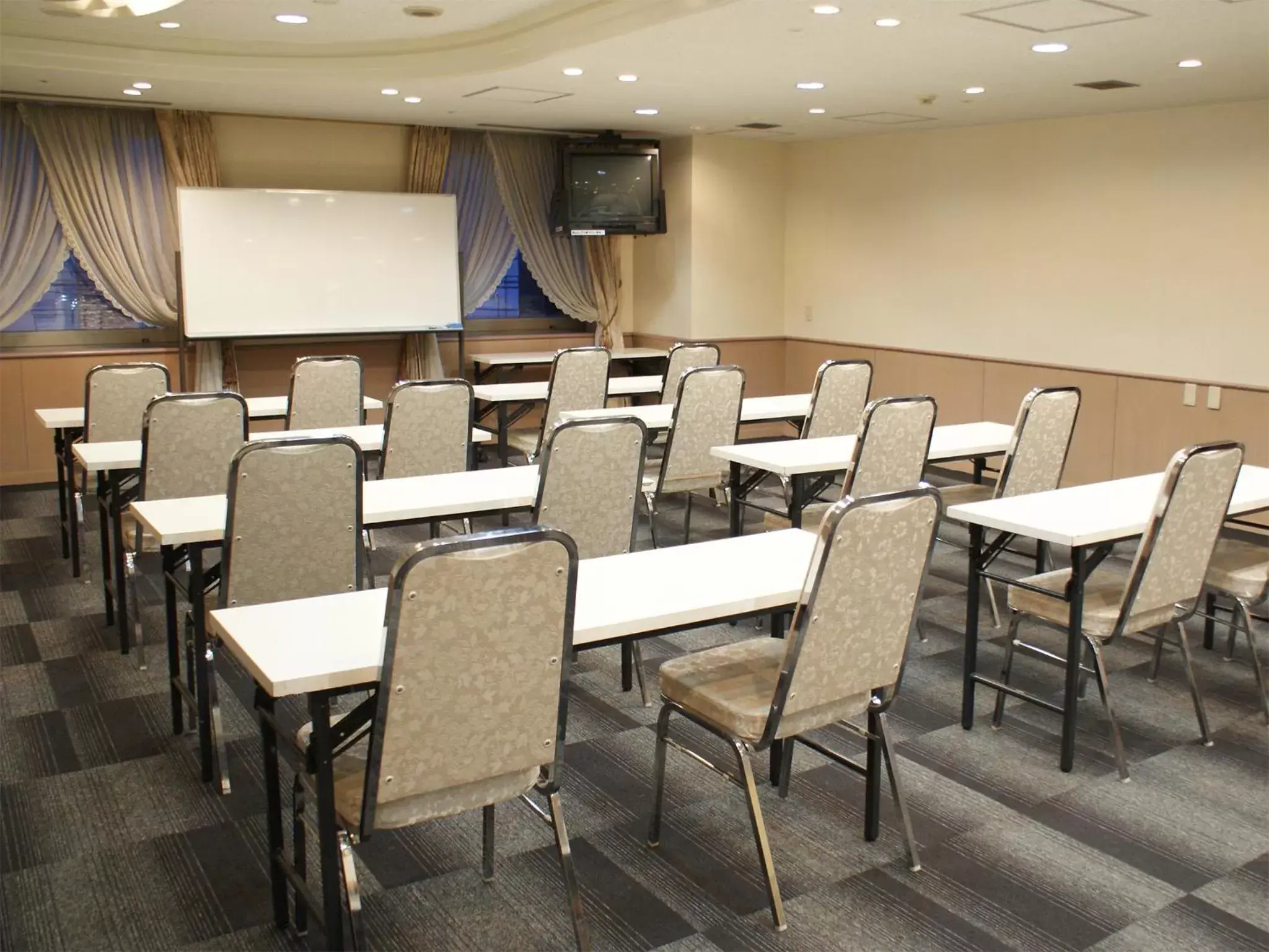 Meeting/conference room in HOTEL LiVEMAX BUDGET SAPPORO