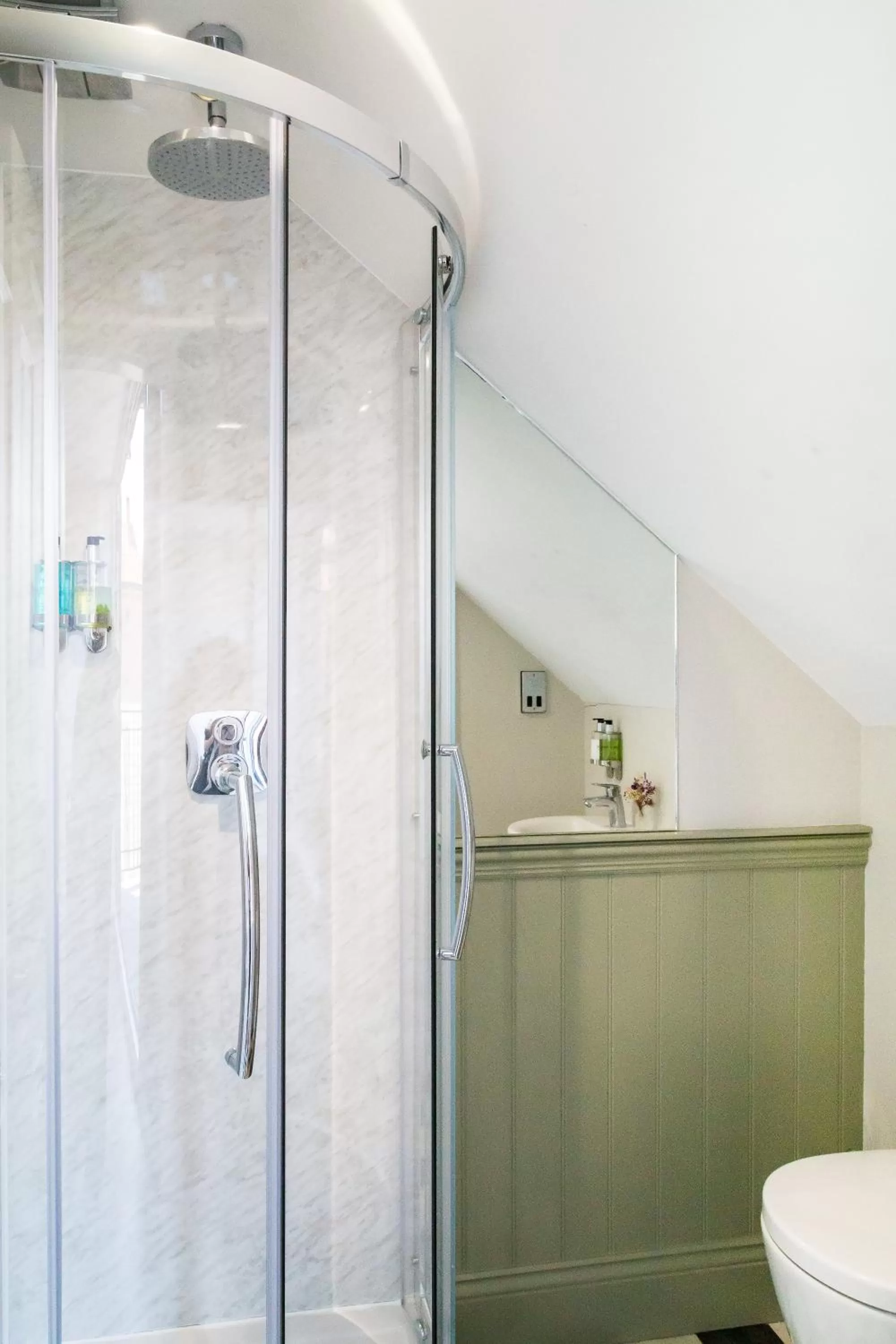 Shower in Goodramgate Apartments