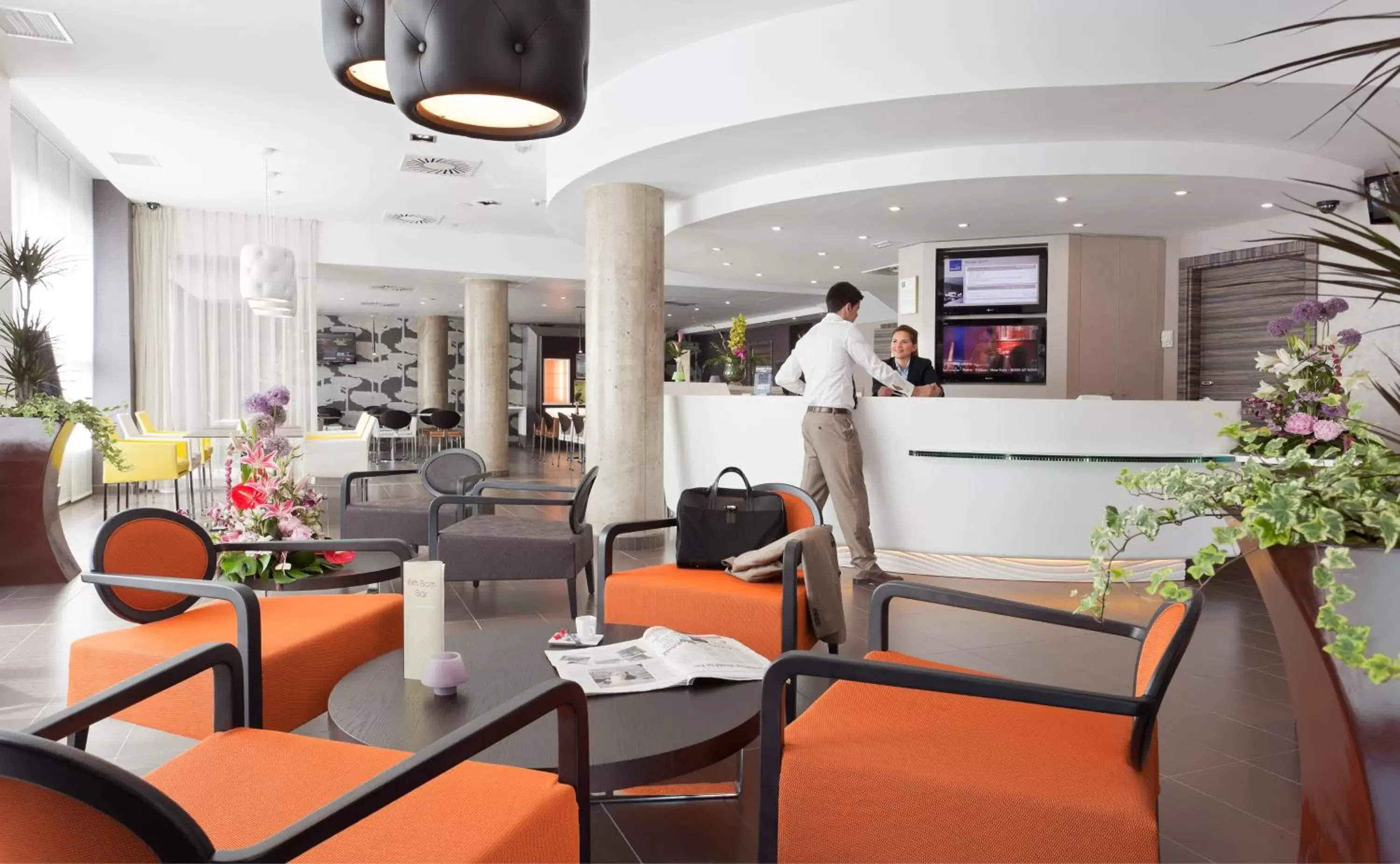 Lobby or reception in Novotel Suites Malaga Centro