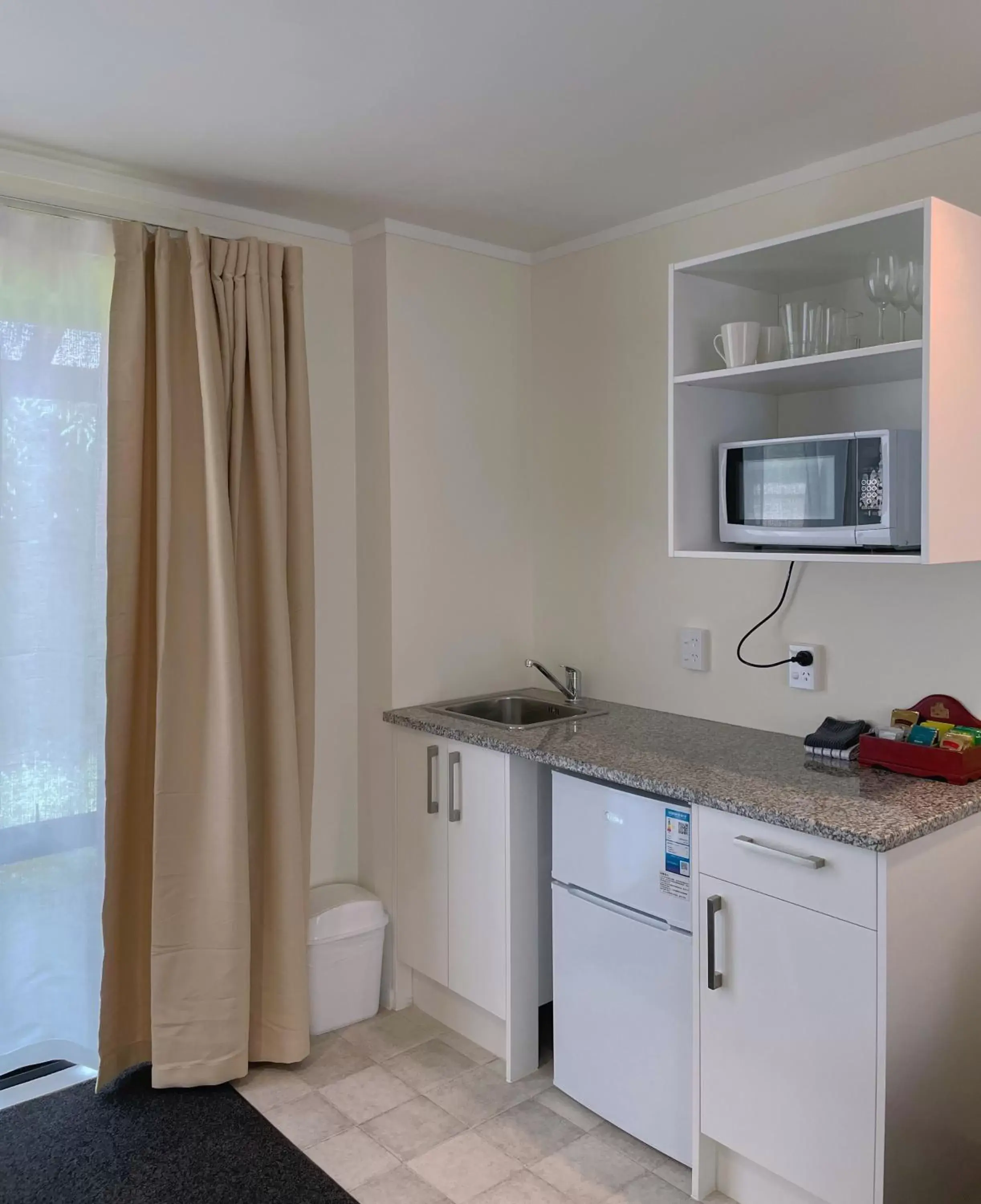 Kitchen/Kitchenette in Royal Park Lodge