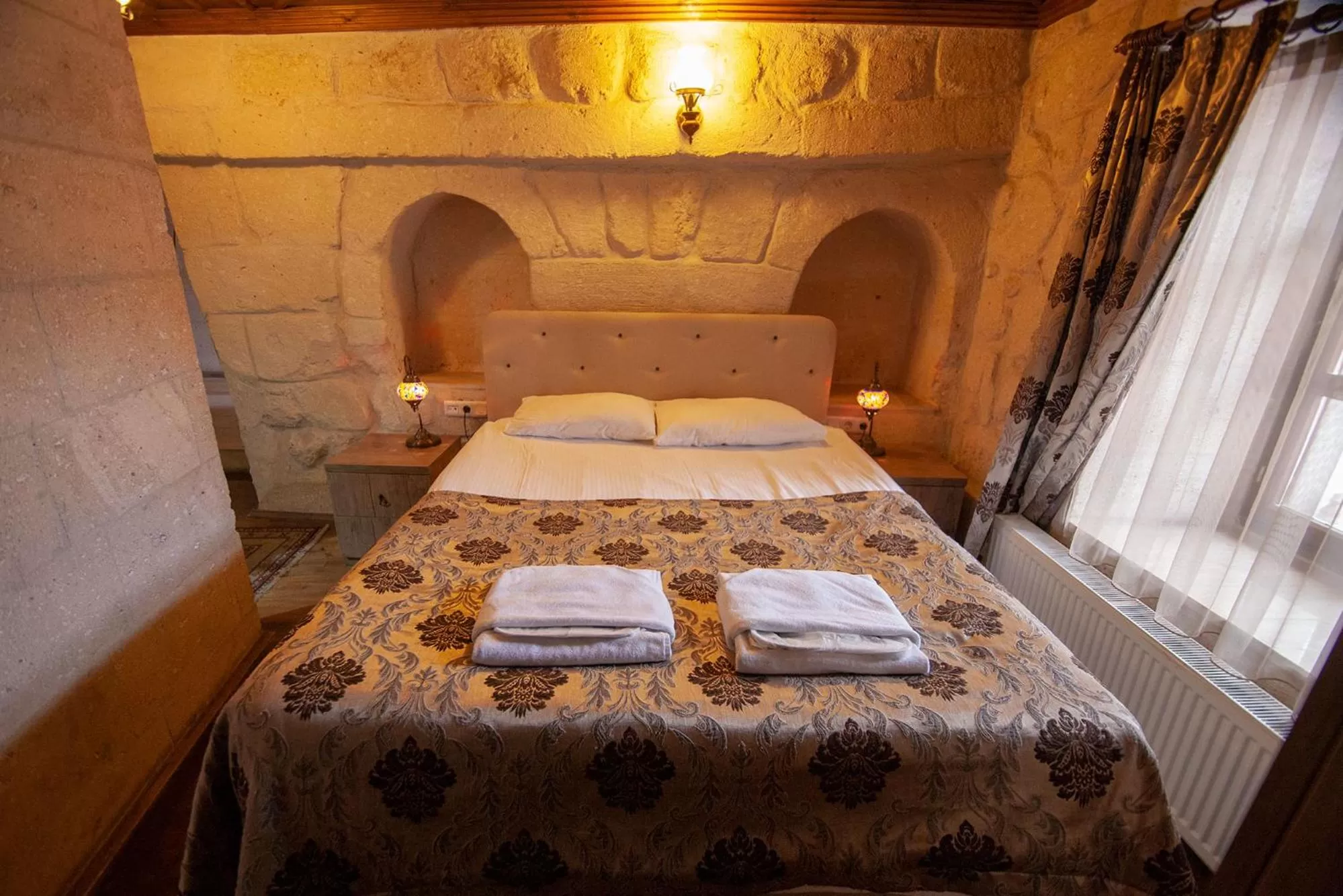 Bedroom, Bed in Diamond of Cappadocia
