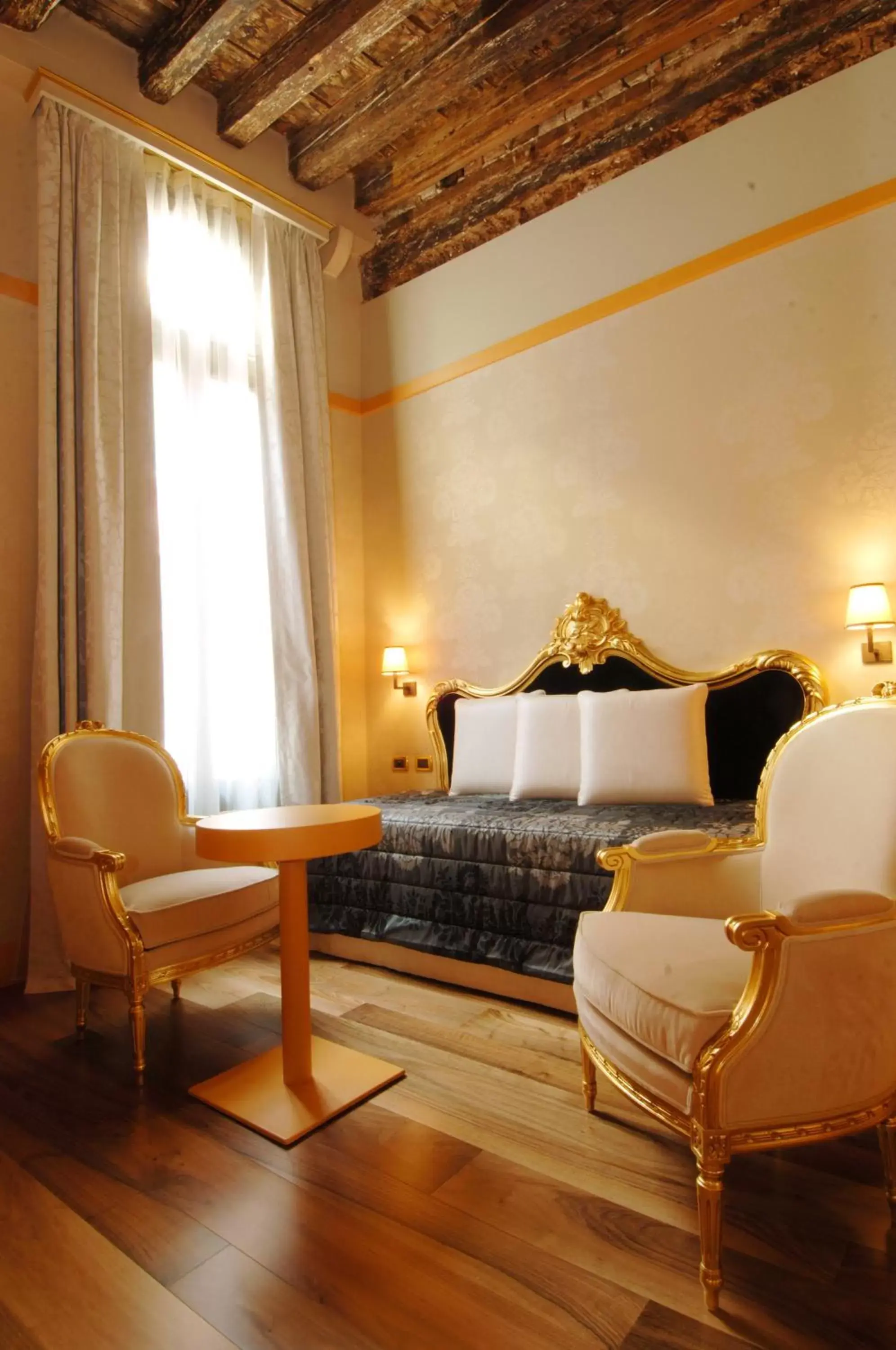 Seating area, Bed in Hotel Cà Zusto Venezia