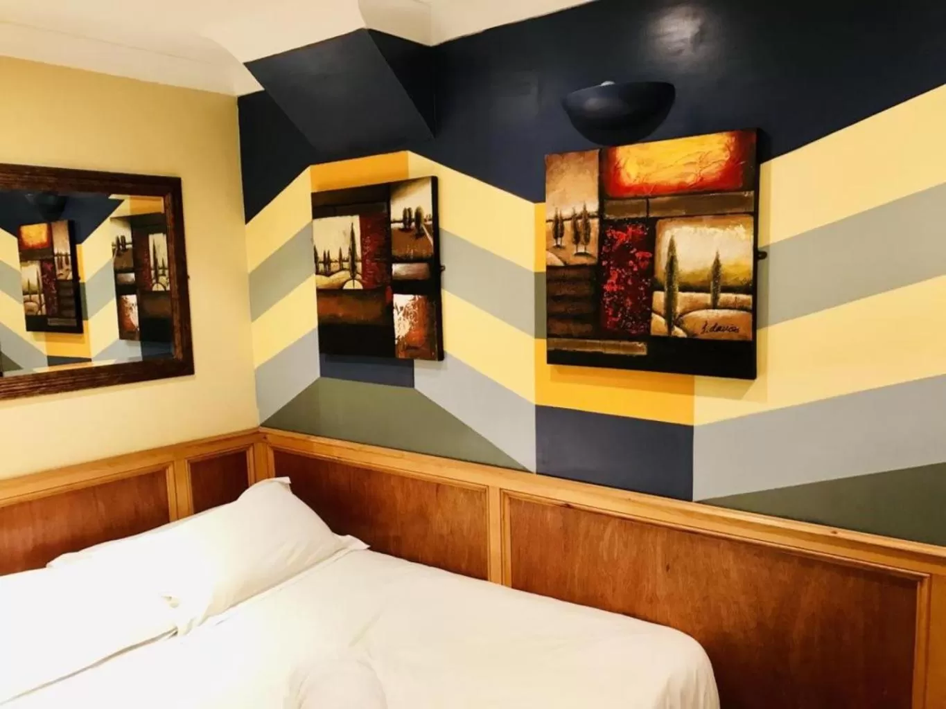 Bedroom, Bed in KX Rooms Kings Cross