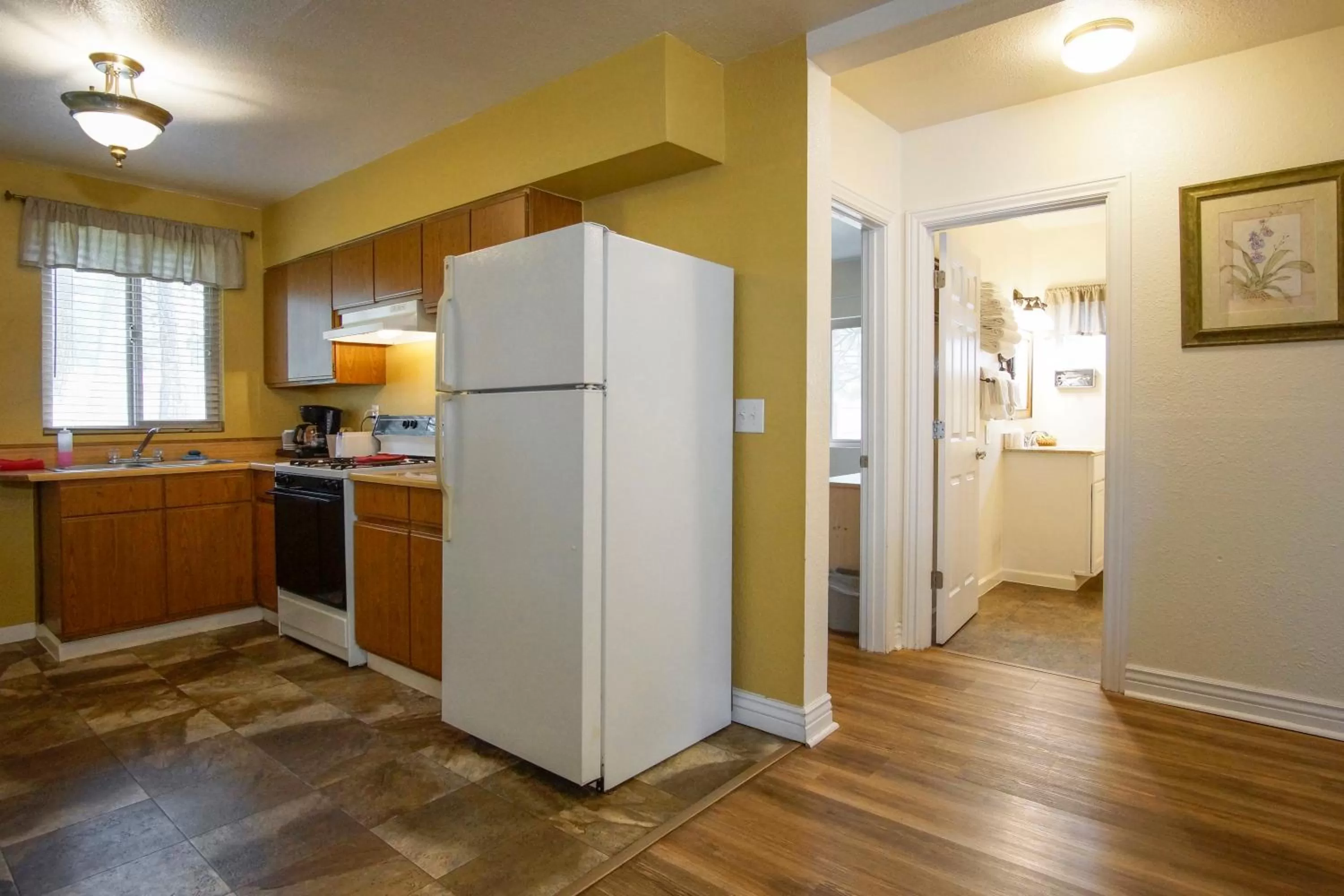 Green Gables Motel & Suites