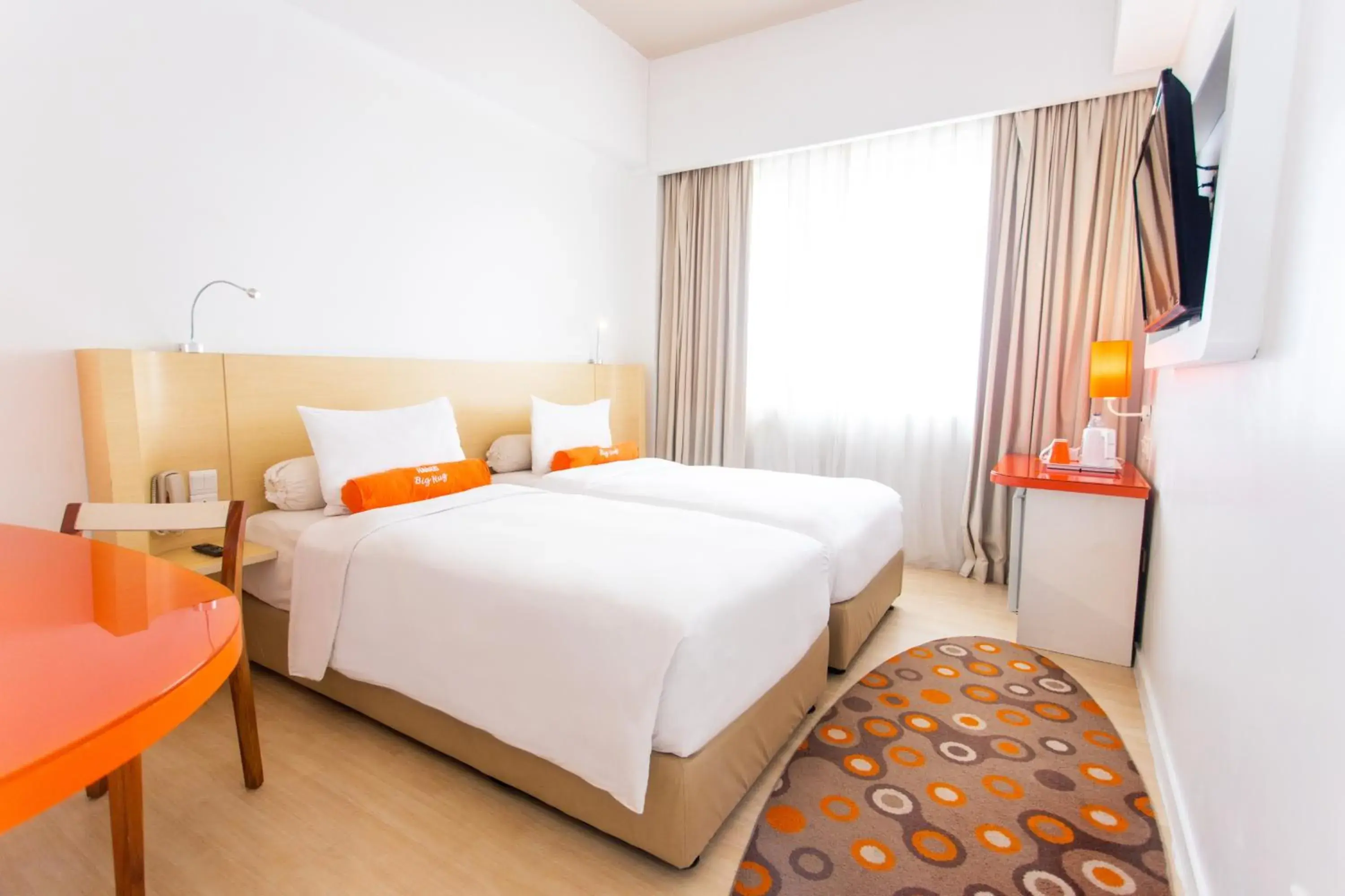 Bedroom, Bed in Harris Hotel Pontianak