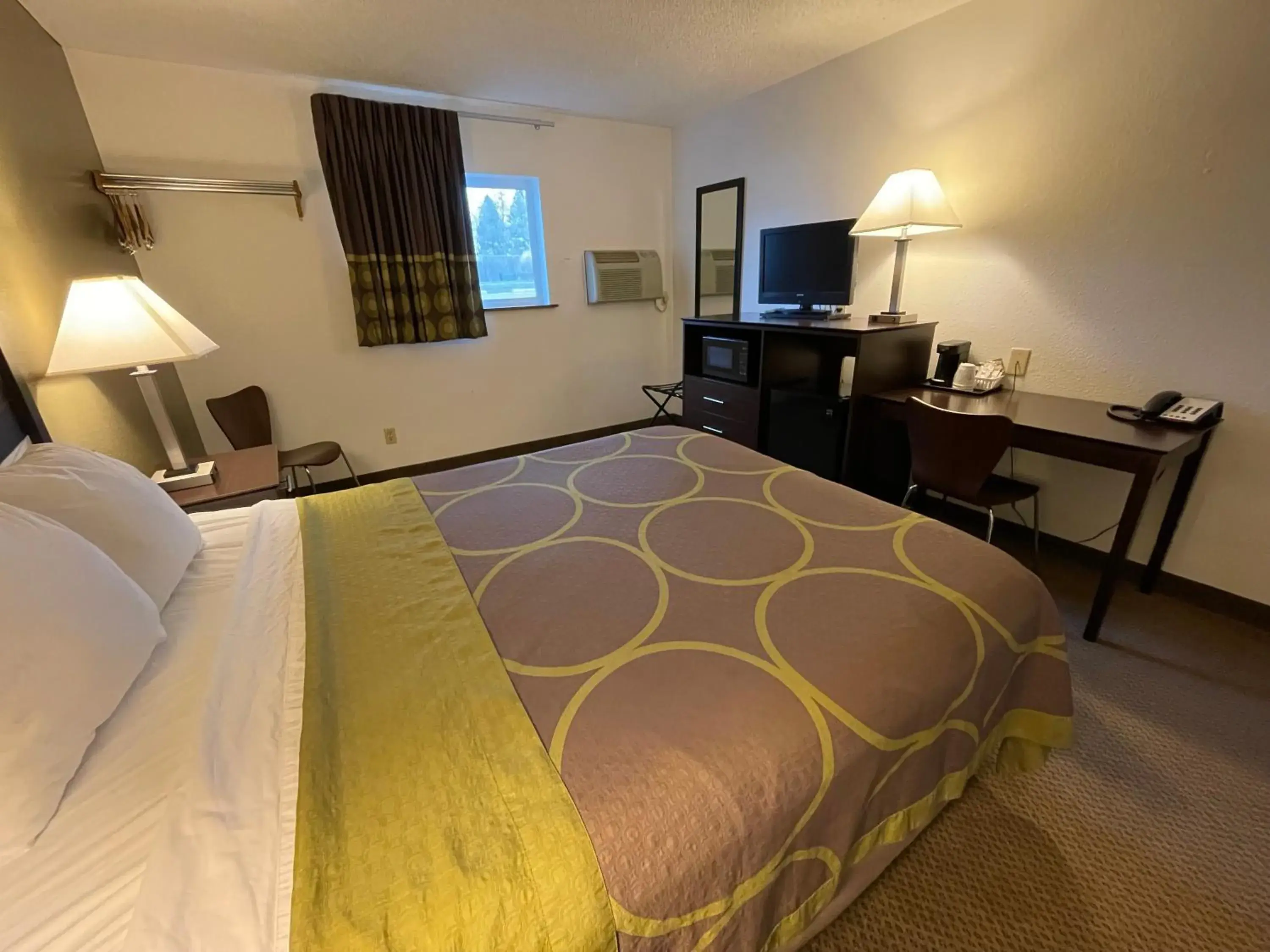 Bed in Studio 1 Hotel & Extended Stay - Missoula