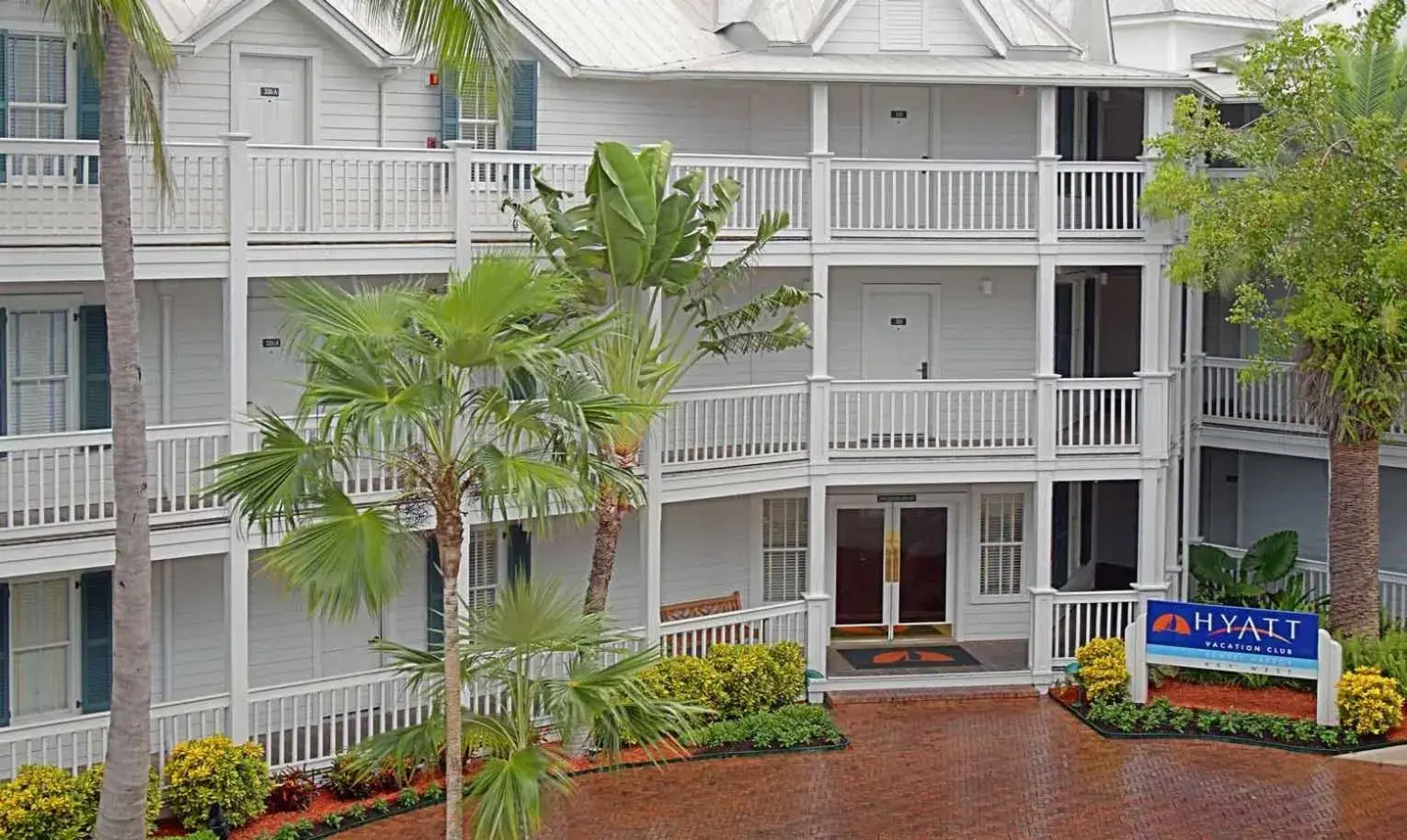 Facade/entrance, Property Building in Hyatt Residence Club Key West, Sunset Harbor