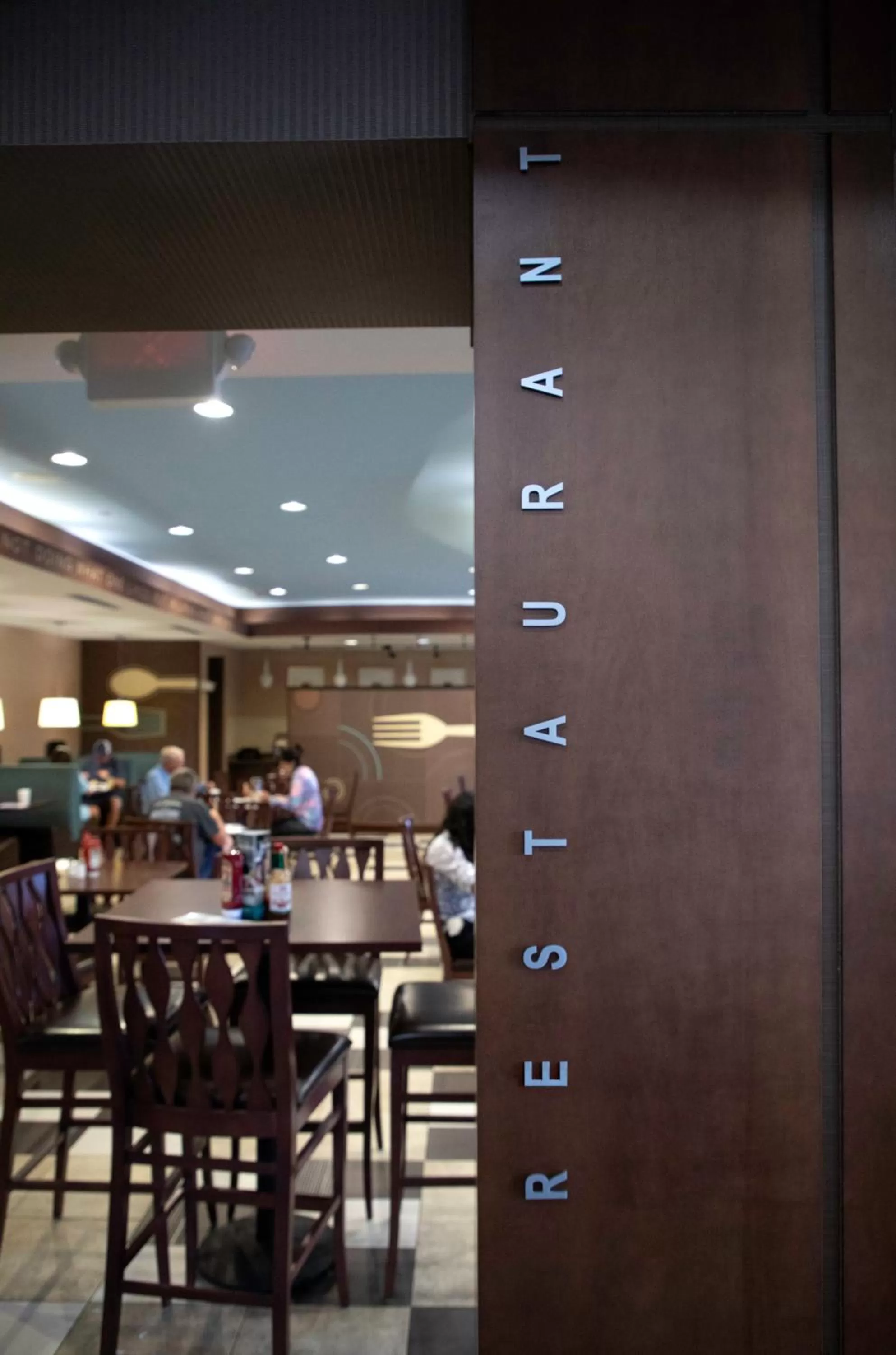 Restaurant/places to eat in Holiday Inn Hotel & Suites Northwest San Antonio by IHG