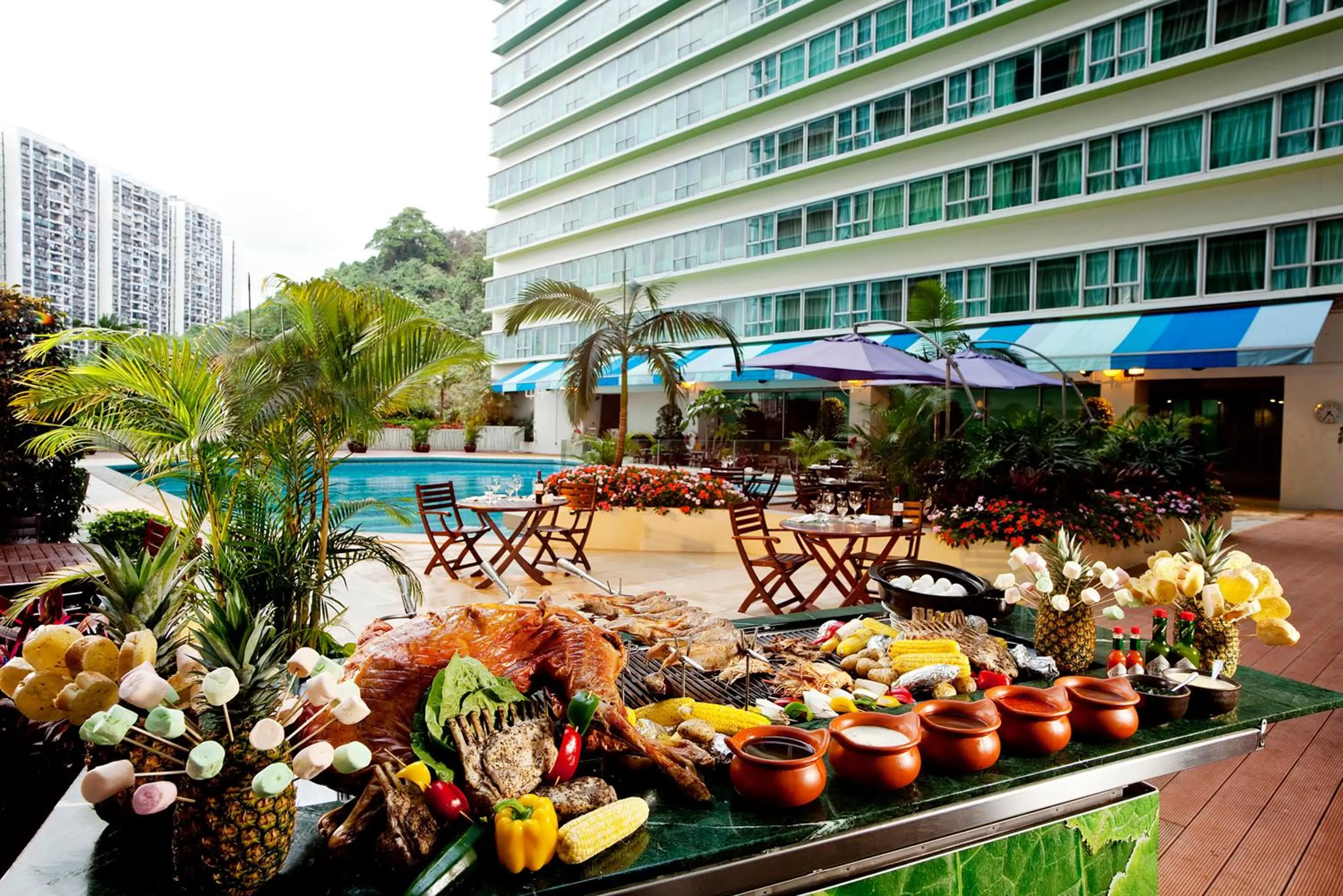 Garden in Regal Riverside Hotel