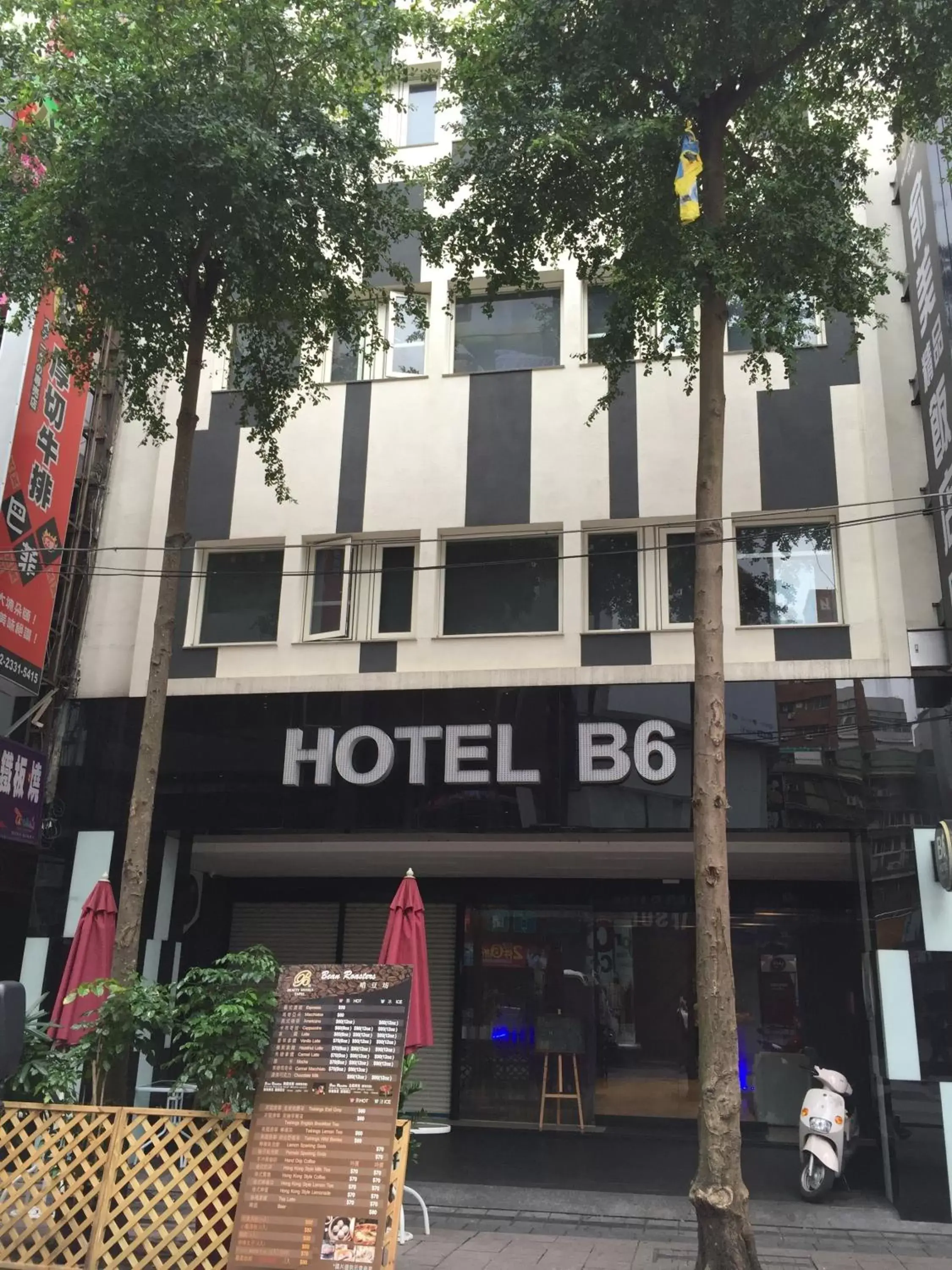 Facade/Entrance in Beauty Hotels Taipei - Hotel B6