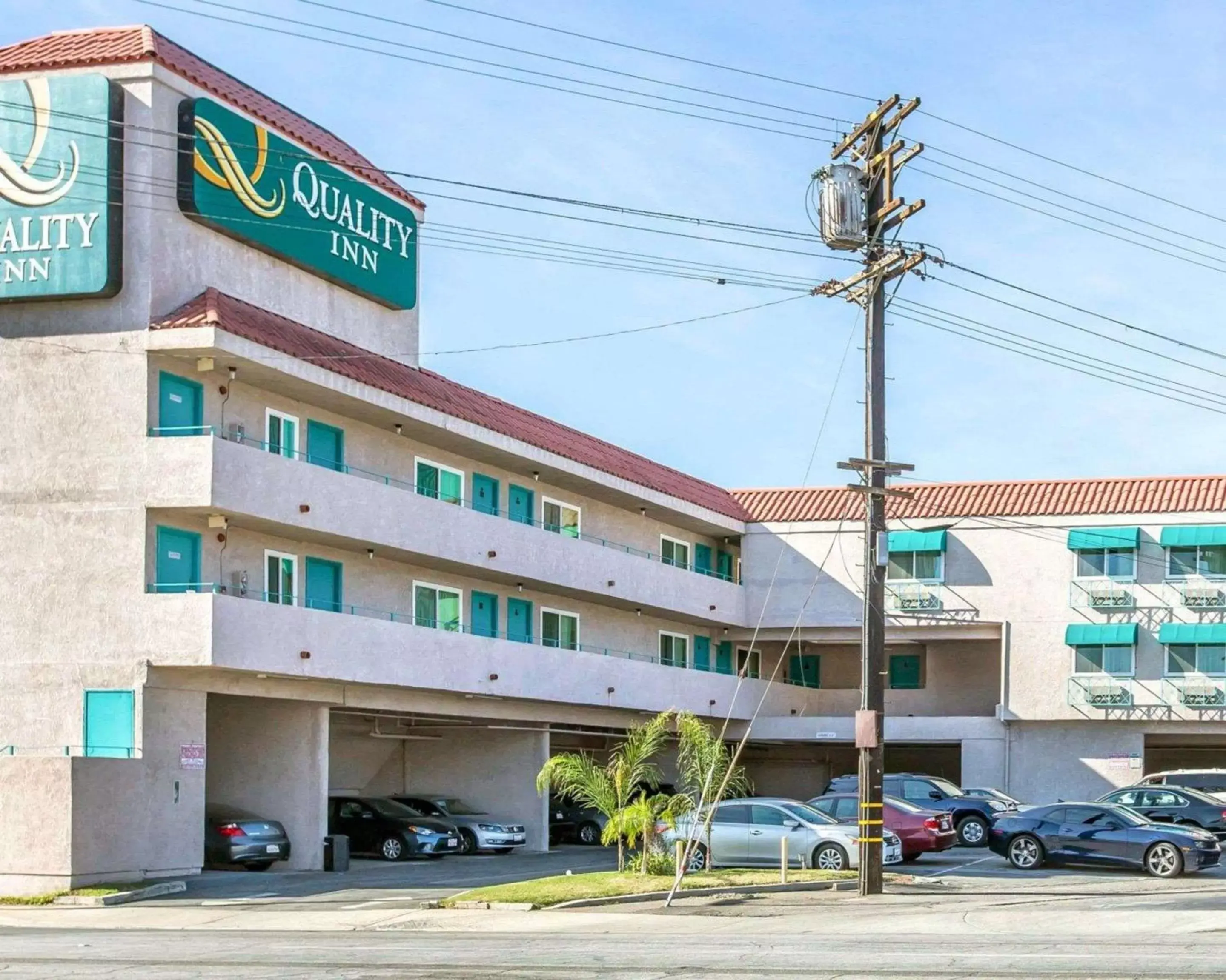 Property Building in Quality Inn Burbank Airport