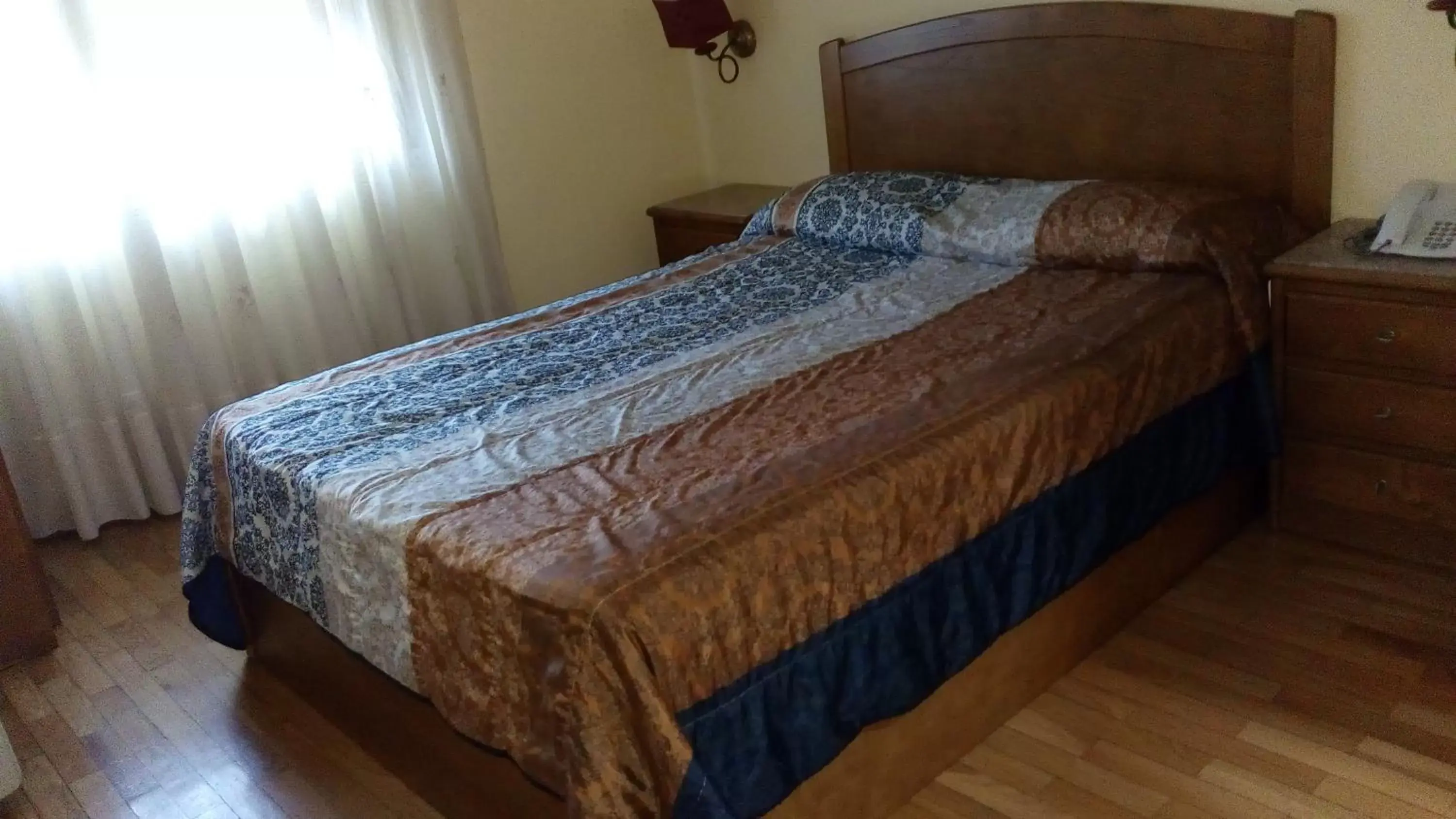 Bed in Areosa