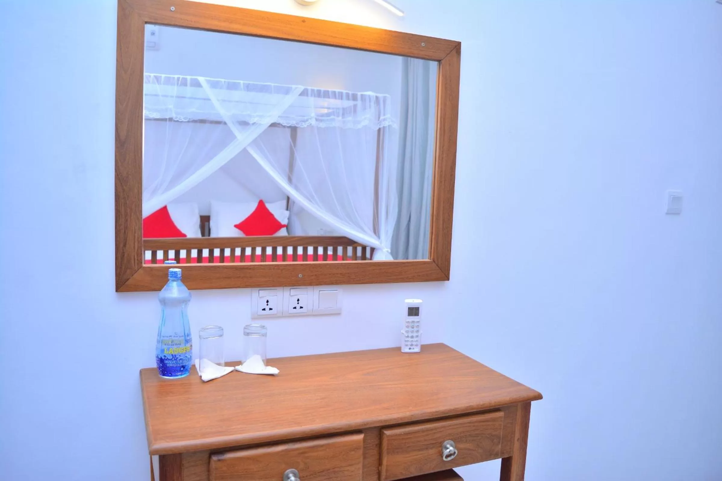 Bedroom in Green Almond Hotel