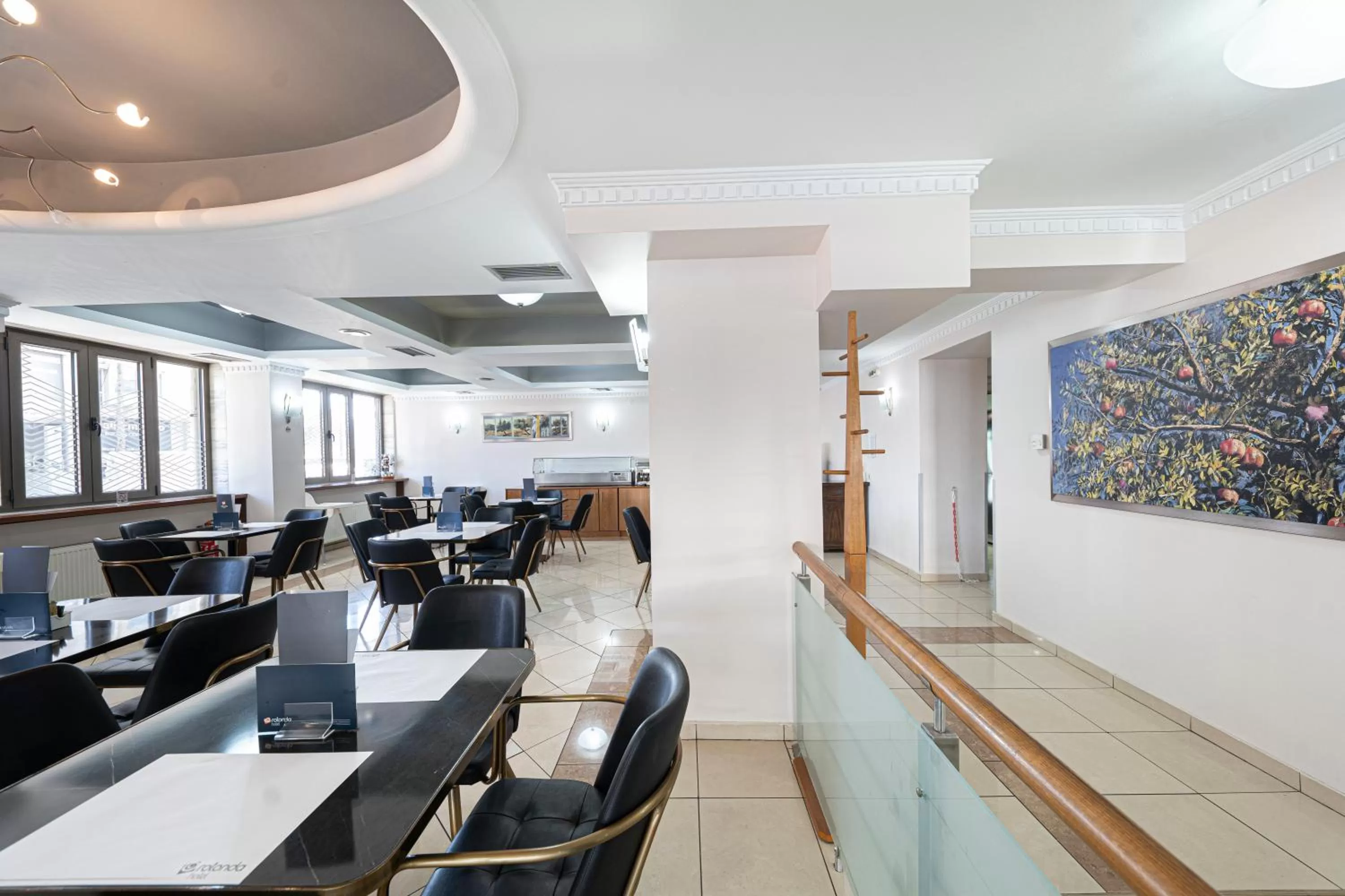 Restaurant/places to eat in Rotonda Hotel