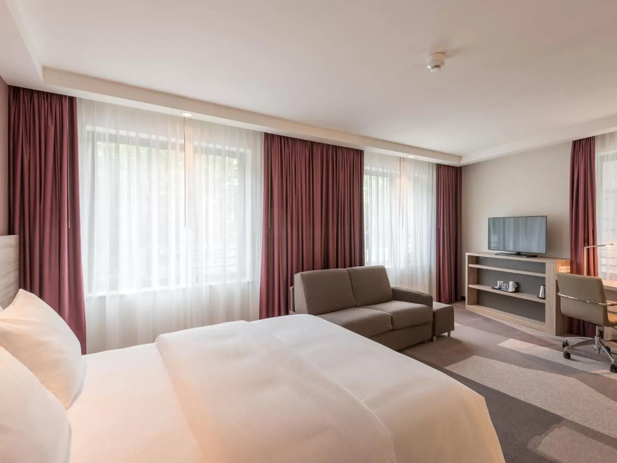 Bed in Hampton By Hilton Frankfurt City Centre East