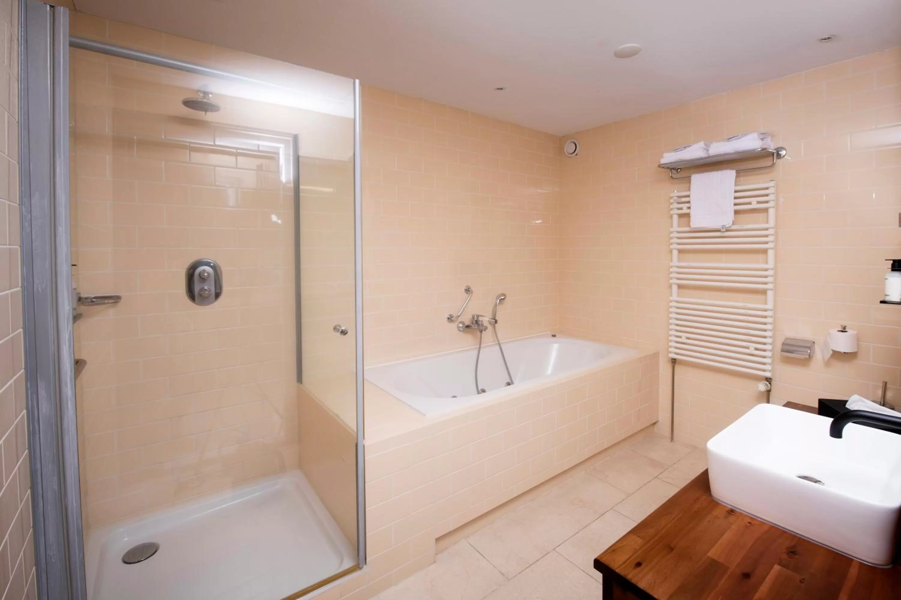 Bathroom in Nobel Hotel Ameland