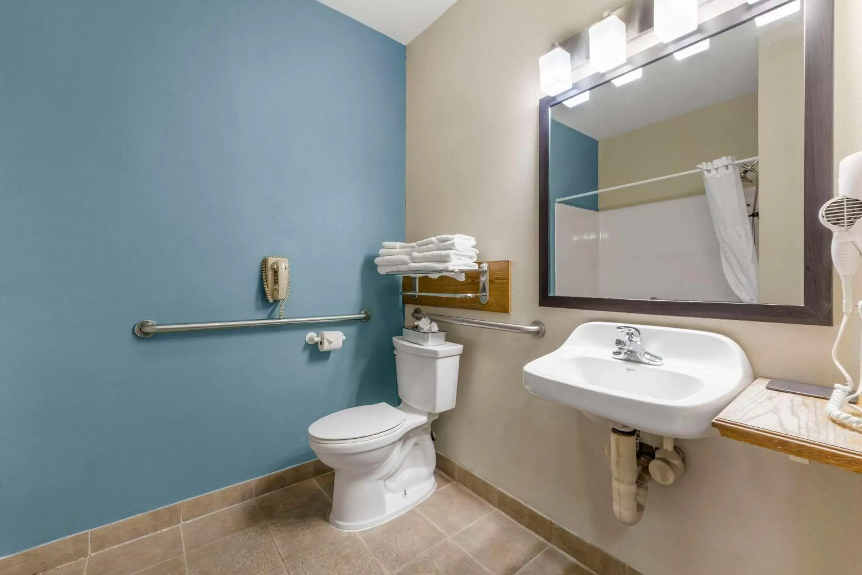 Bedroom, Bathroom in Sleep Inn & Suites Hays I-70