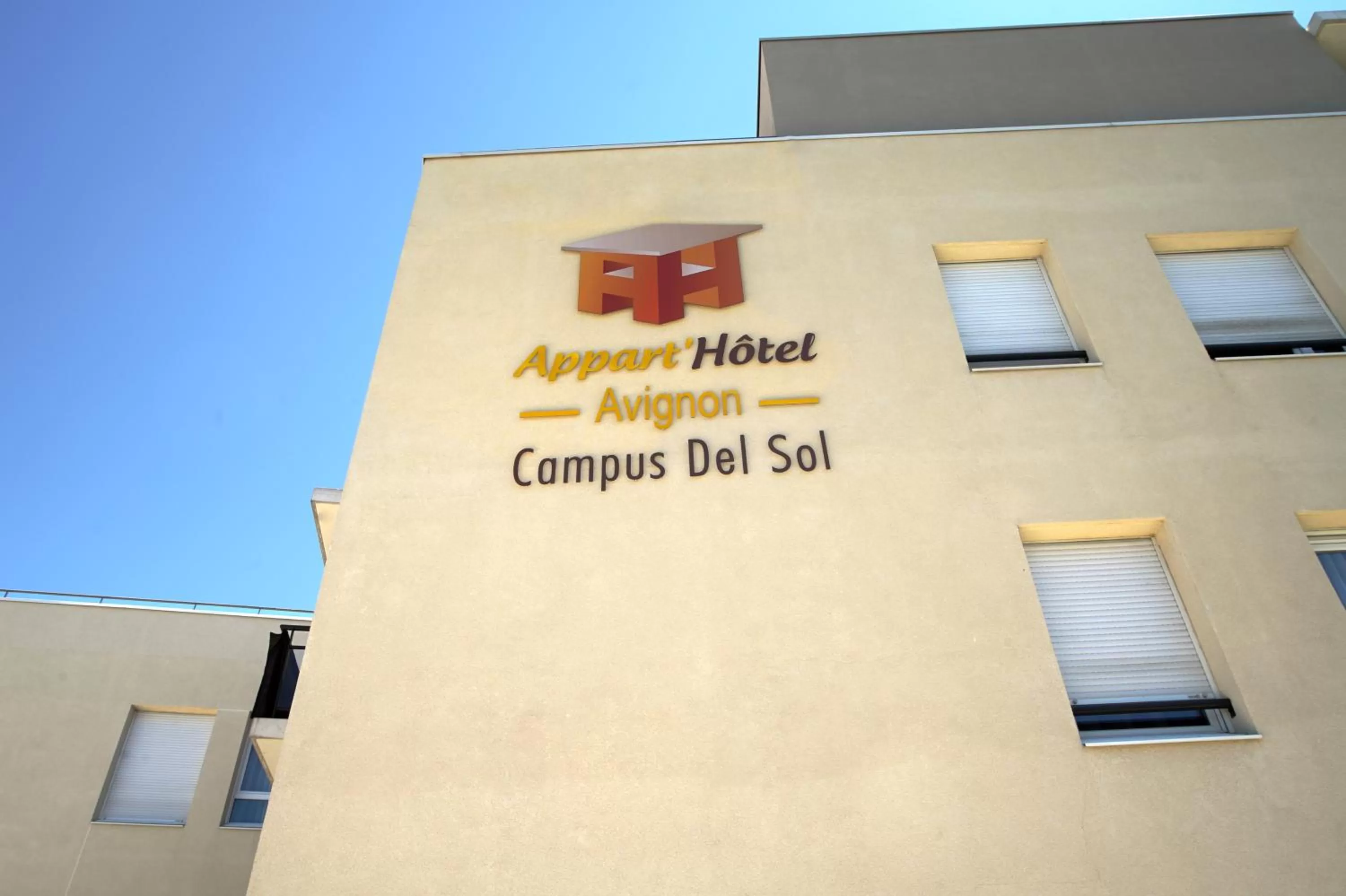 Facade/entrance in KOSY Appart'Hôtels - Campus Del Sol Esplanade