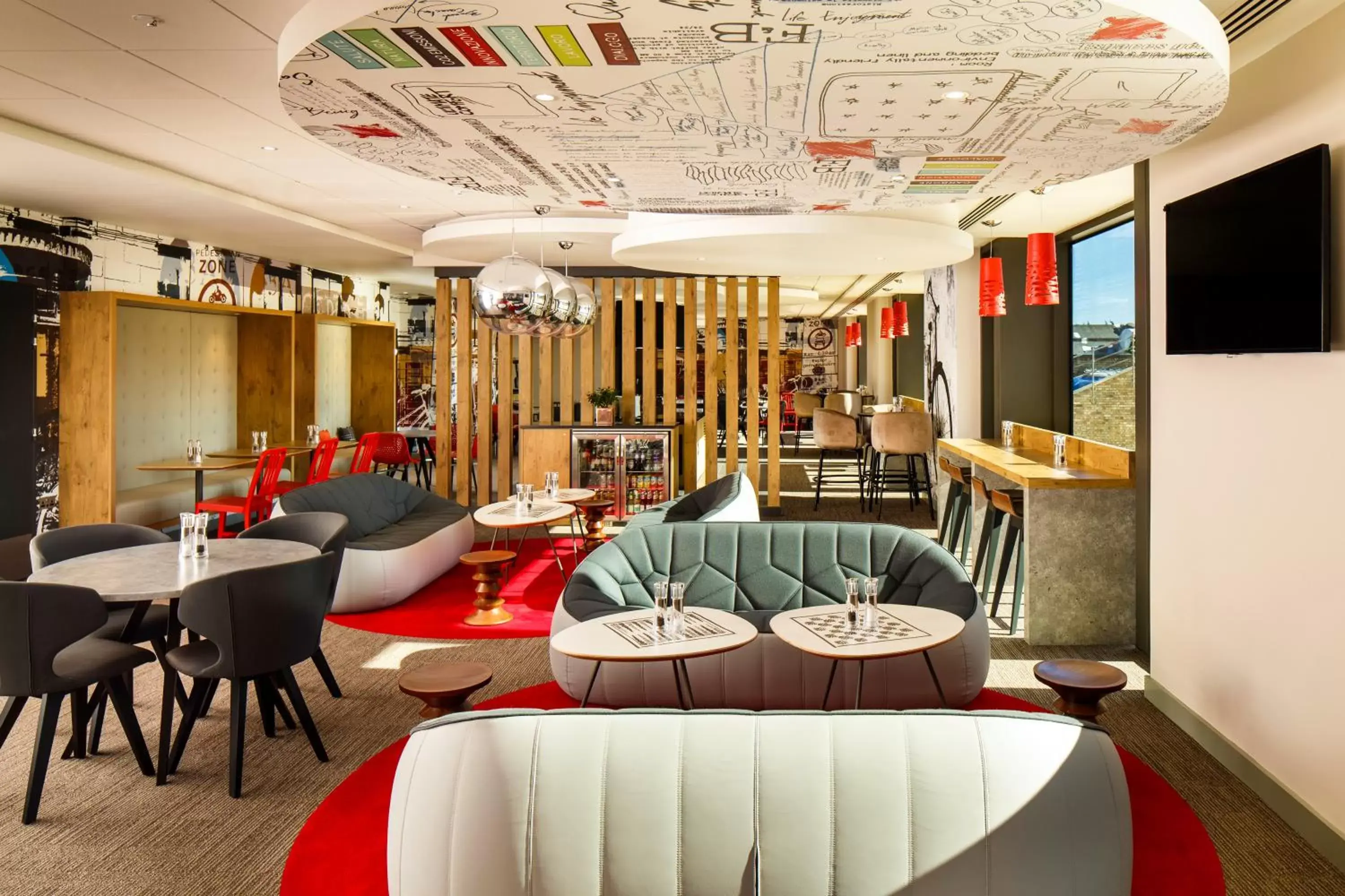 Lounge or bar, Restaurant/Places to Eat in ibis Cambridge Central Station