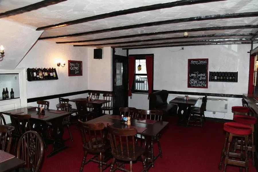 Food and drinks in Balmoral Hotel