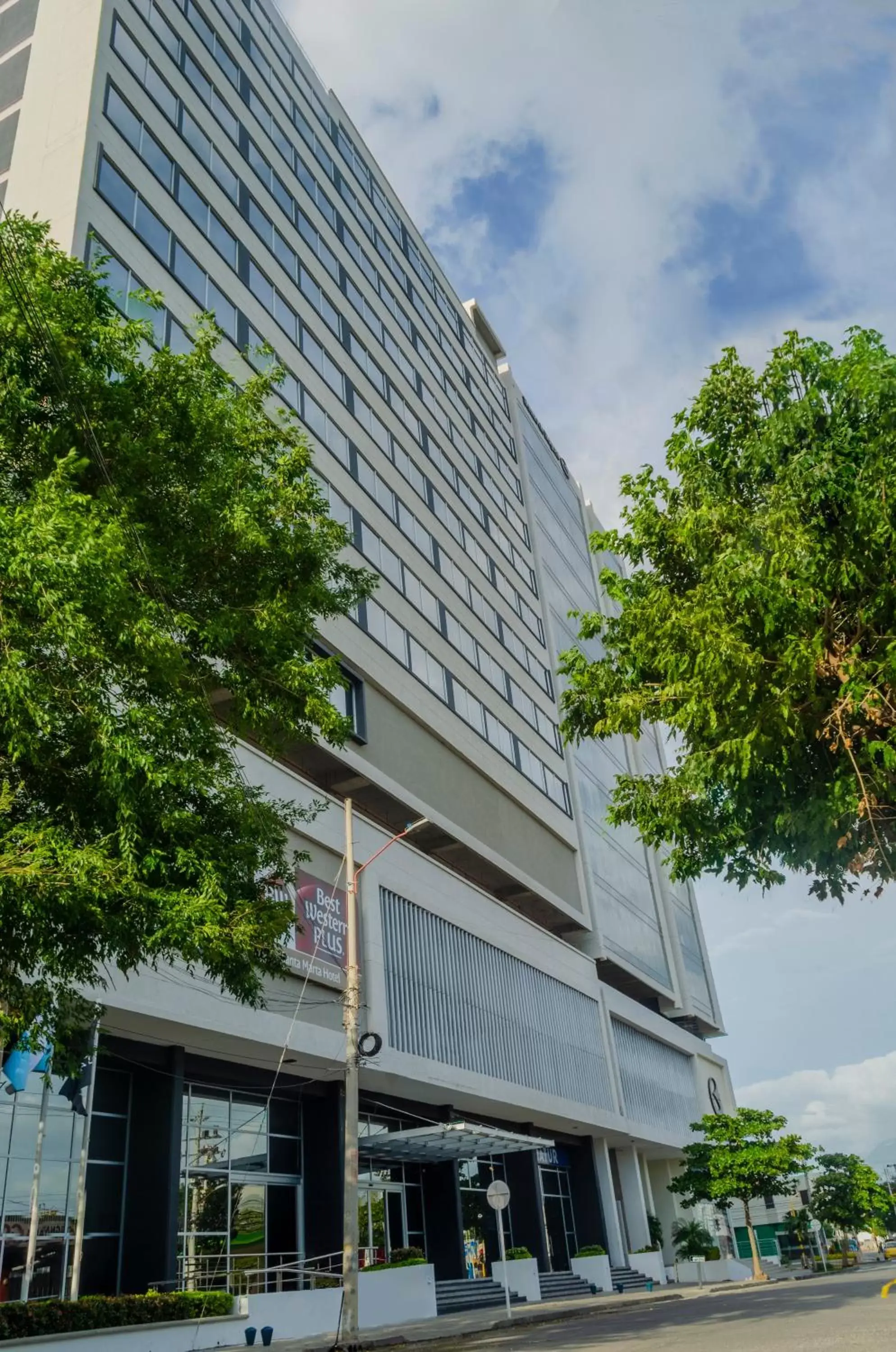 Facade/entrance, Property Building in Best Western Plus Santa Marta Hotel