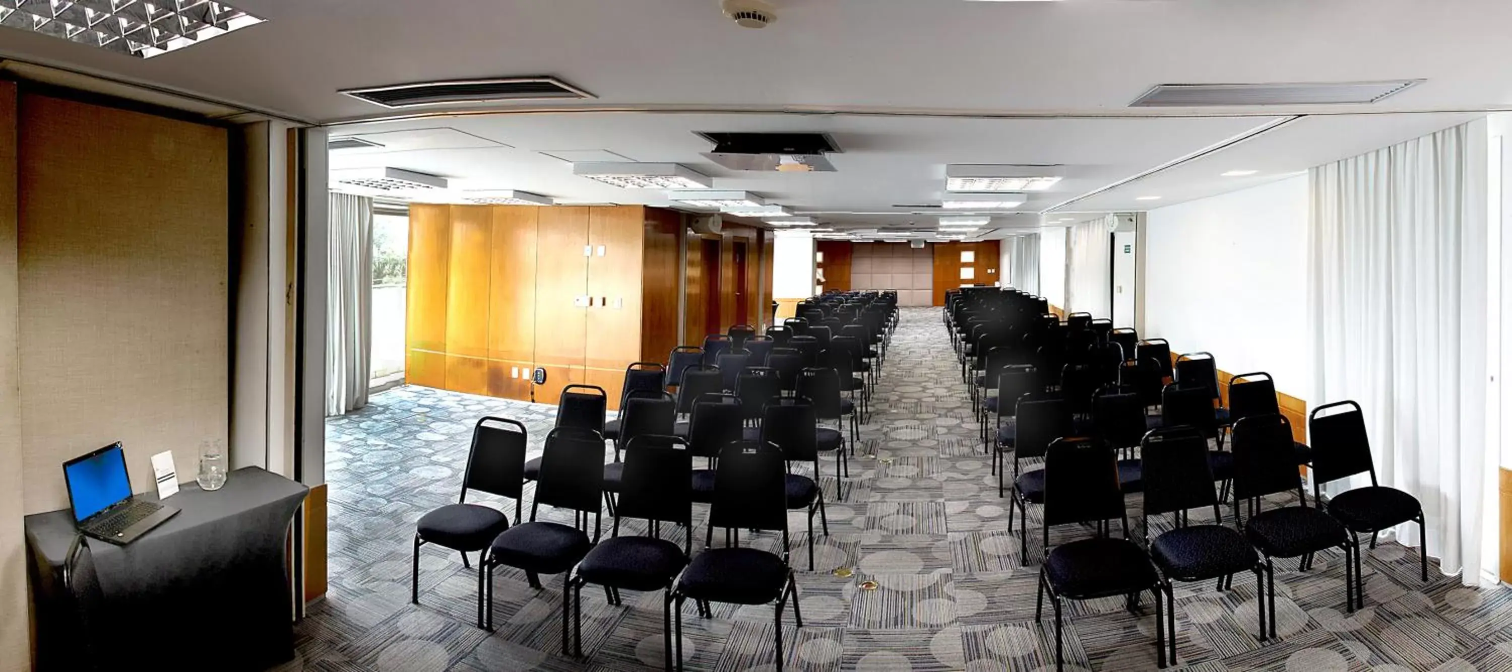 Meeting/conference room in Bourbon Belo Horizonte Savassi