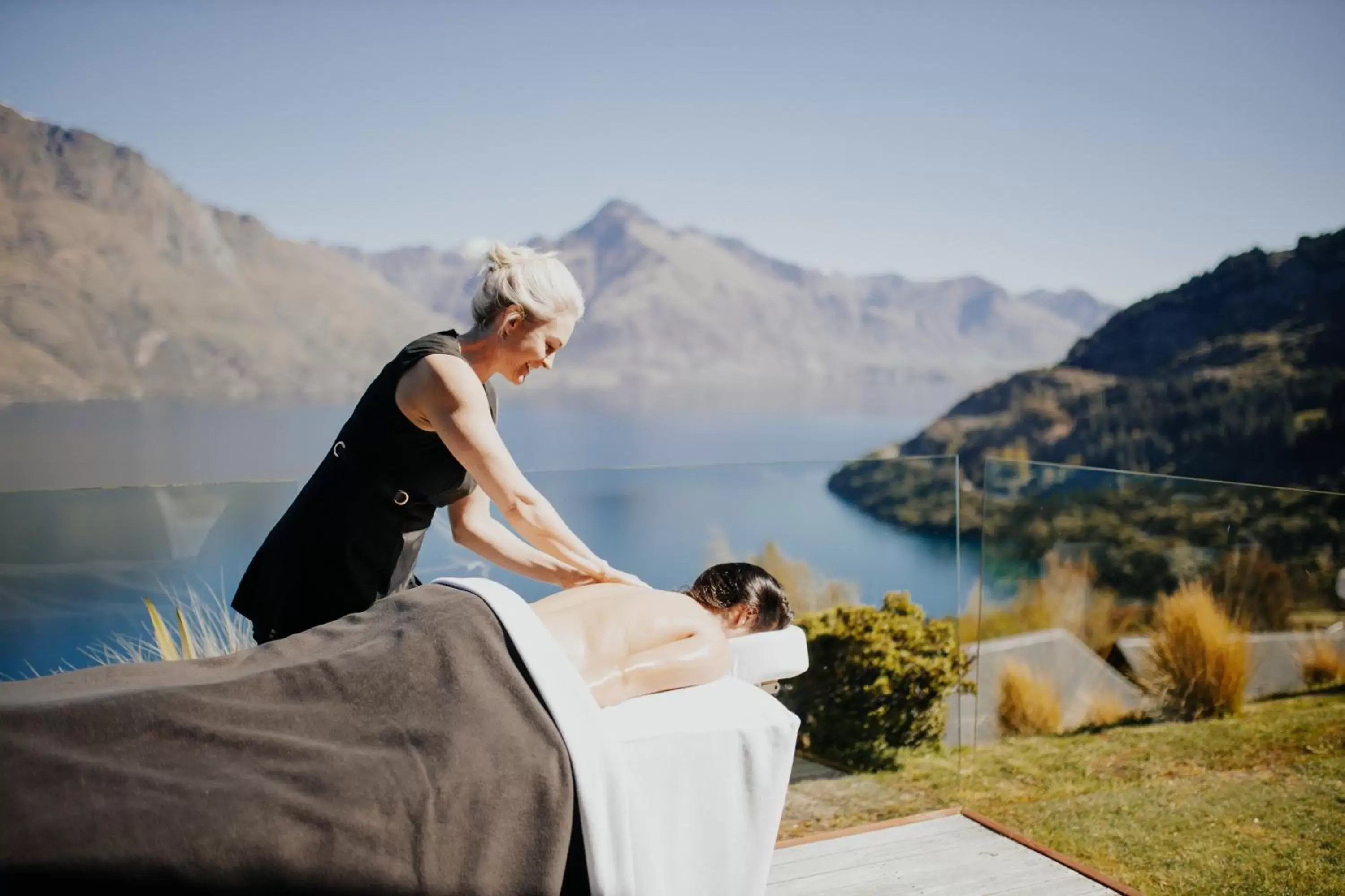 Massage in Azur Lodge