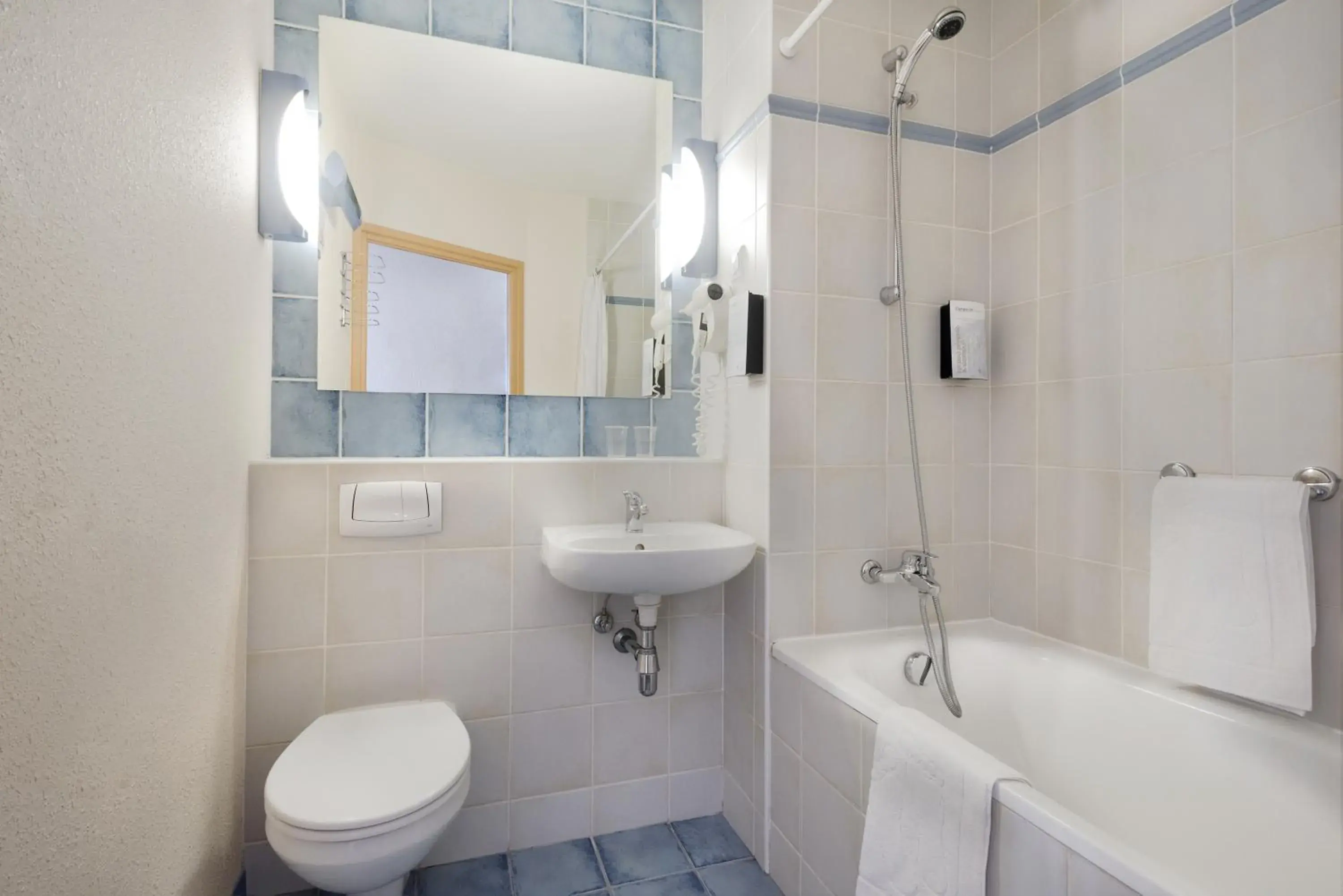 Toilet, Bathroom in Campanile Hotel Lublin