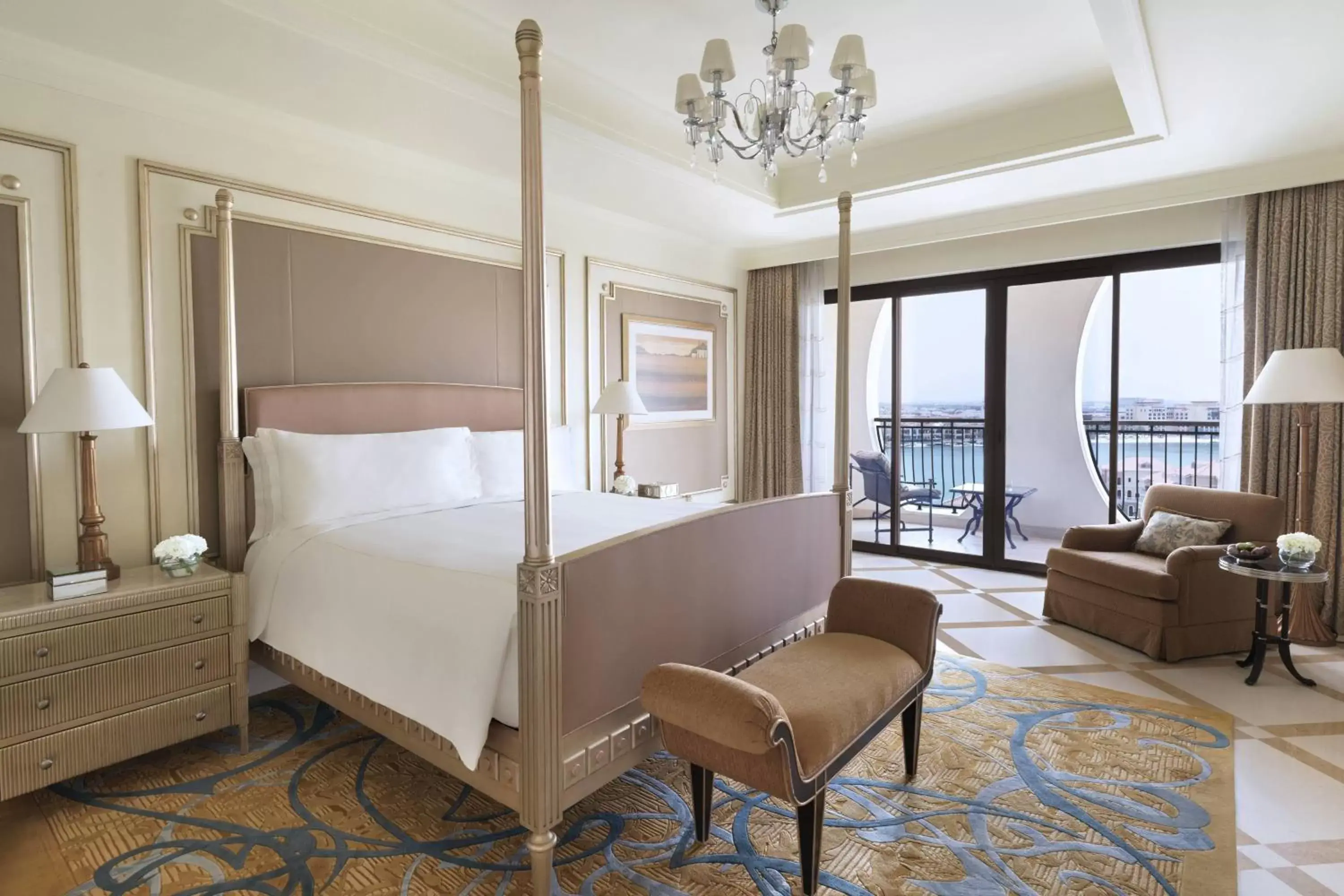 Bedroom in The Ritz-Carlton Abu Dhabi, Grand Canal