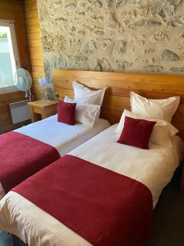 Bed in Casino Circus d'Allevard