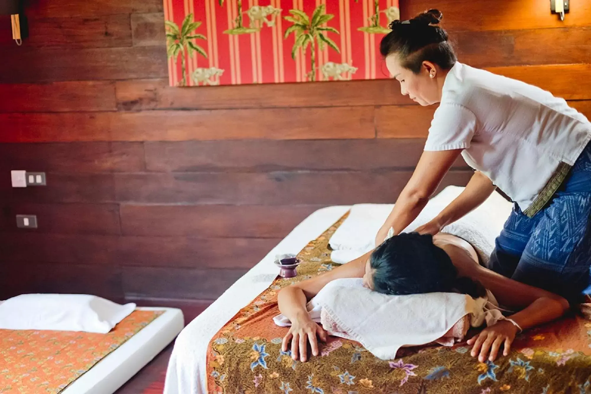Massage in GajaPuri Resort Koh Chang