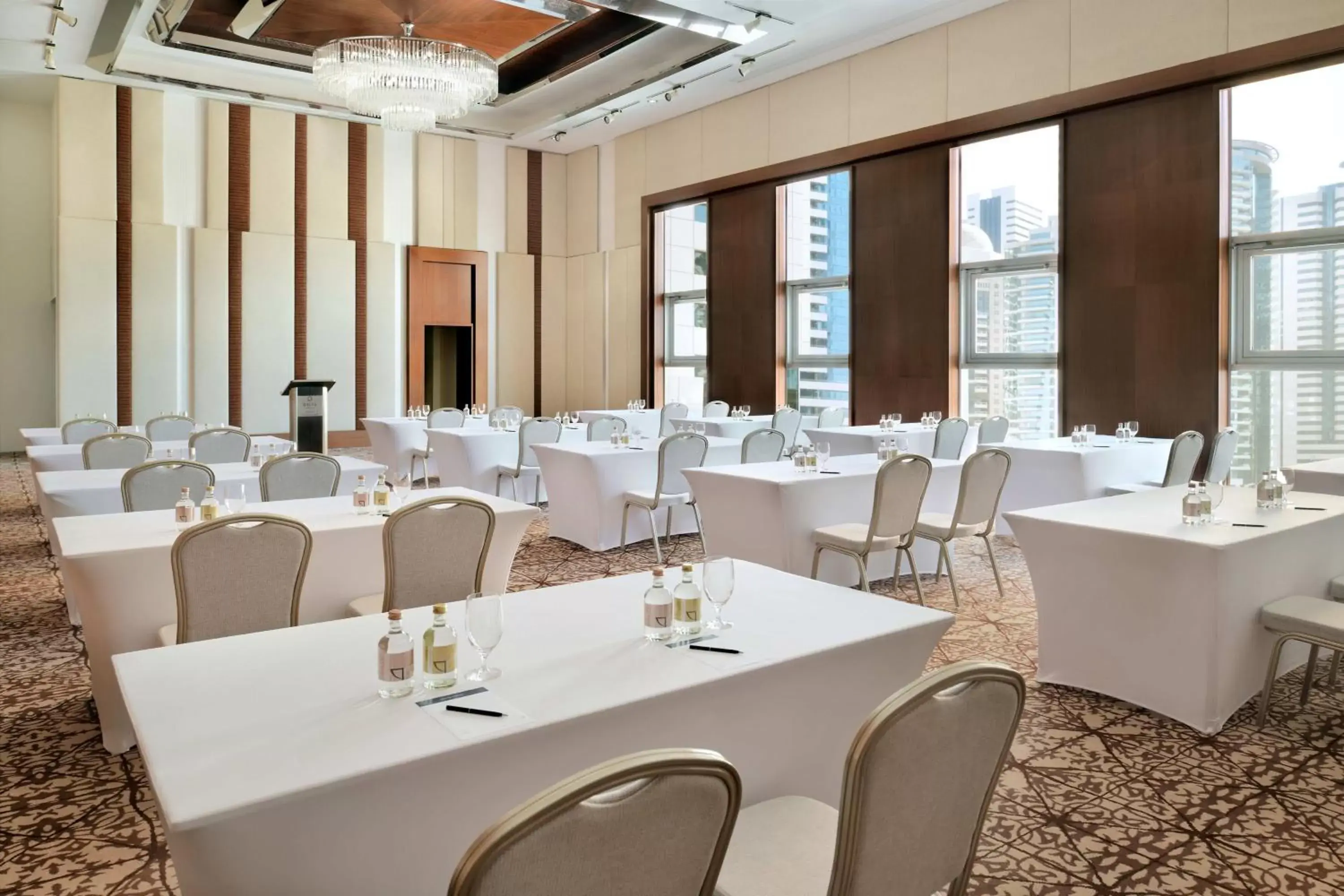 Meeting/conference room in Delta Hotels by Marriott City Center Doha