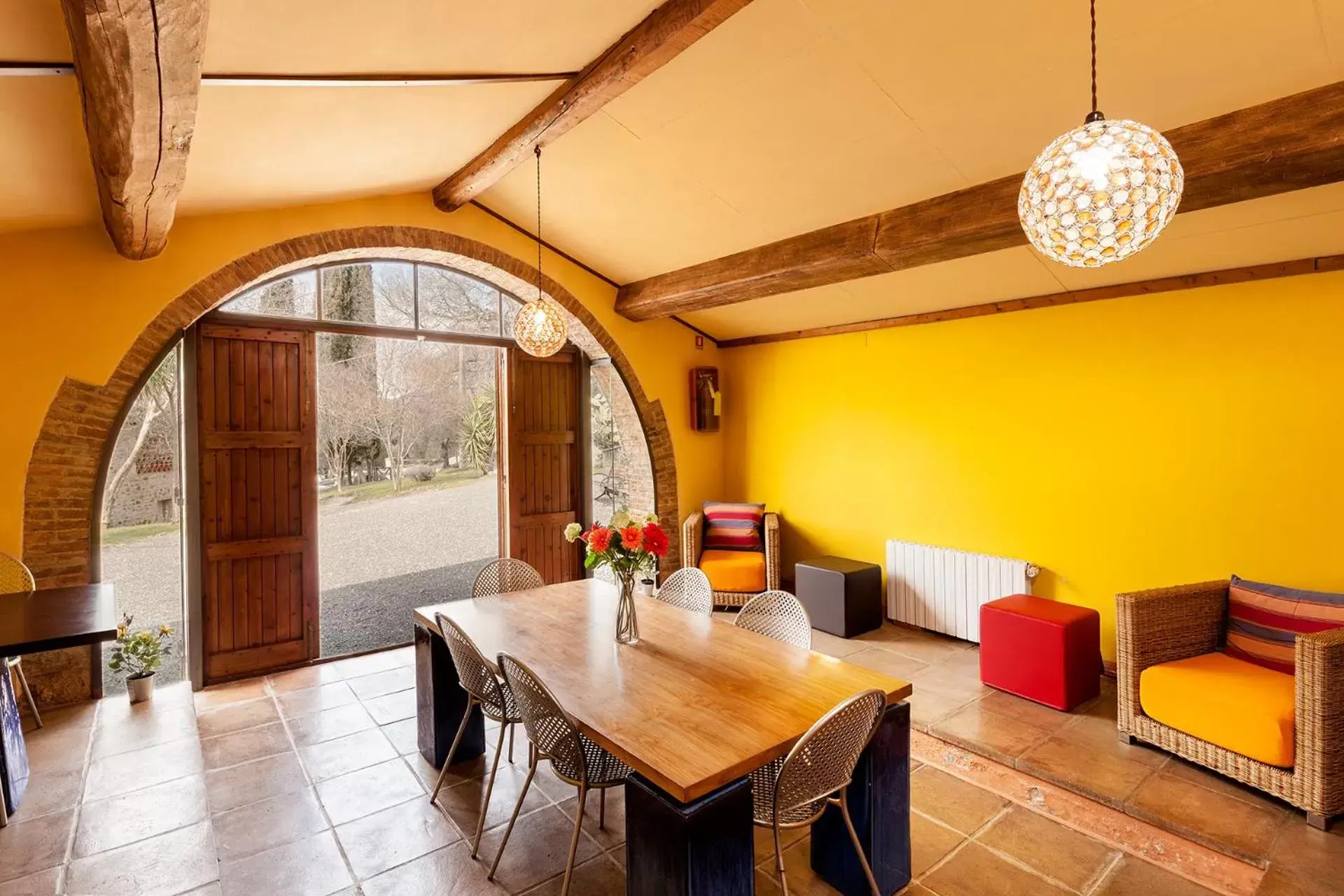 Communal lounge/ TV room, Dining Area in Massa Vecchia