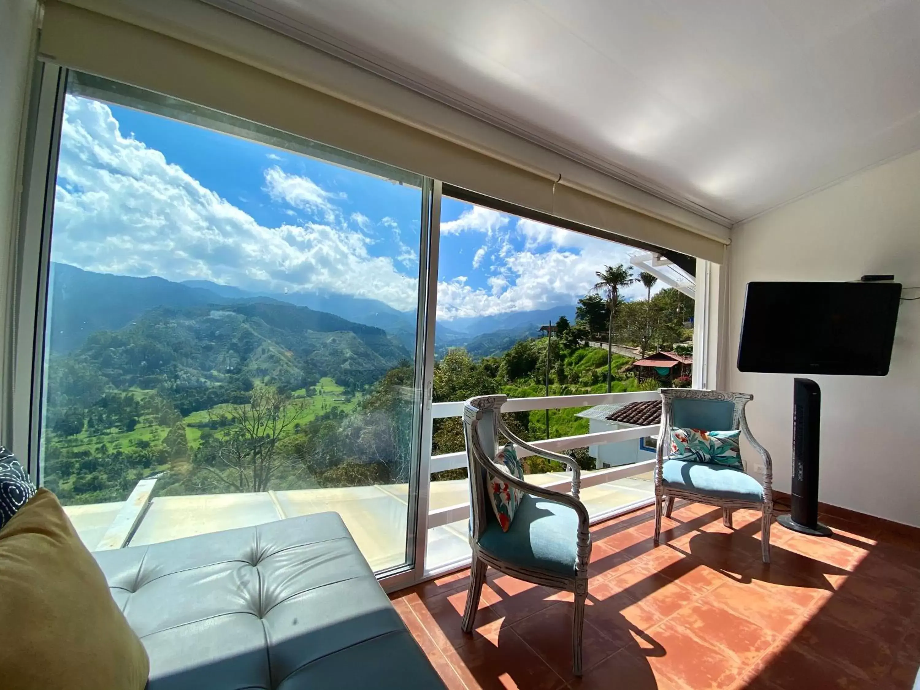 Photo of the whole room, Mountain View in Hotel El Mirador del Cocora