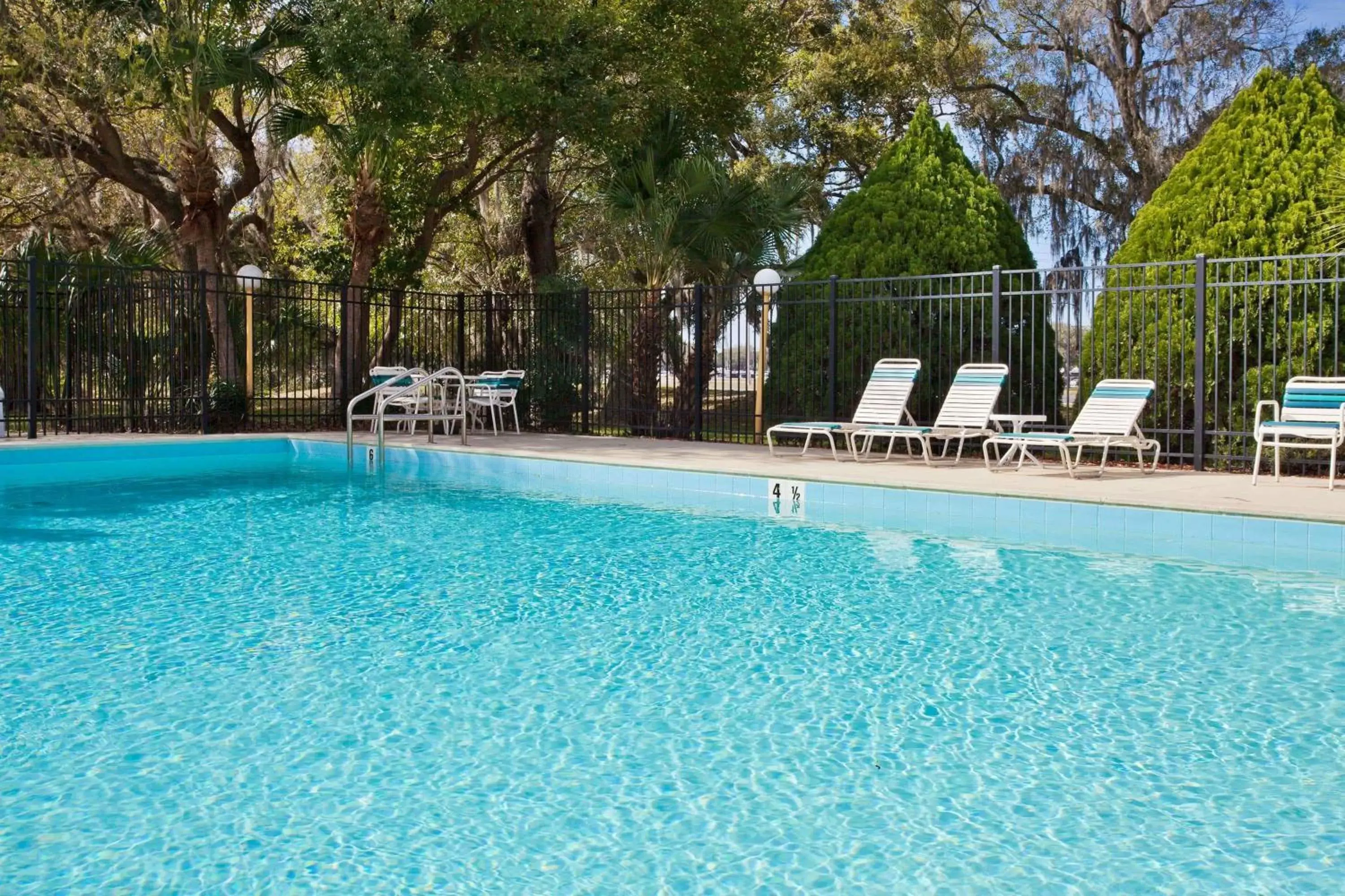 On site, Swimming Pool in La Quinta by Wyndham Tampa Fairgrounds - Casino