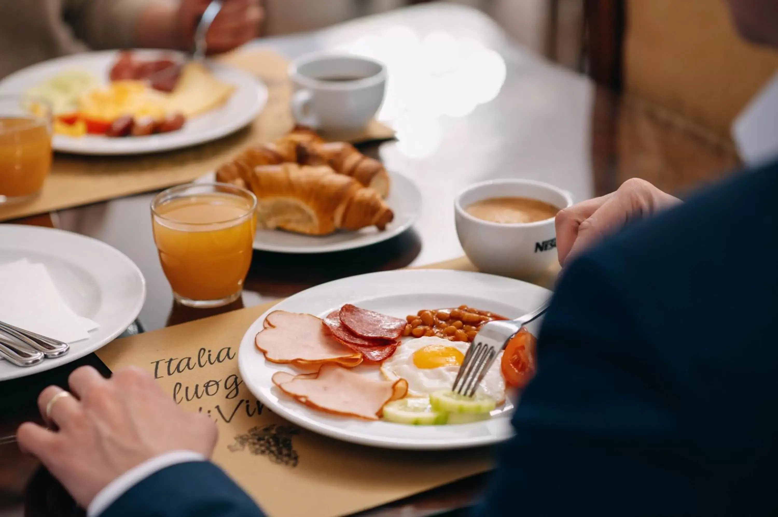 Breakfast in Charles Bridge Palace