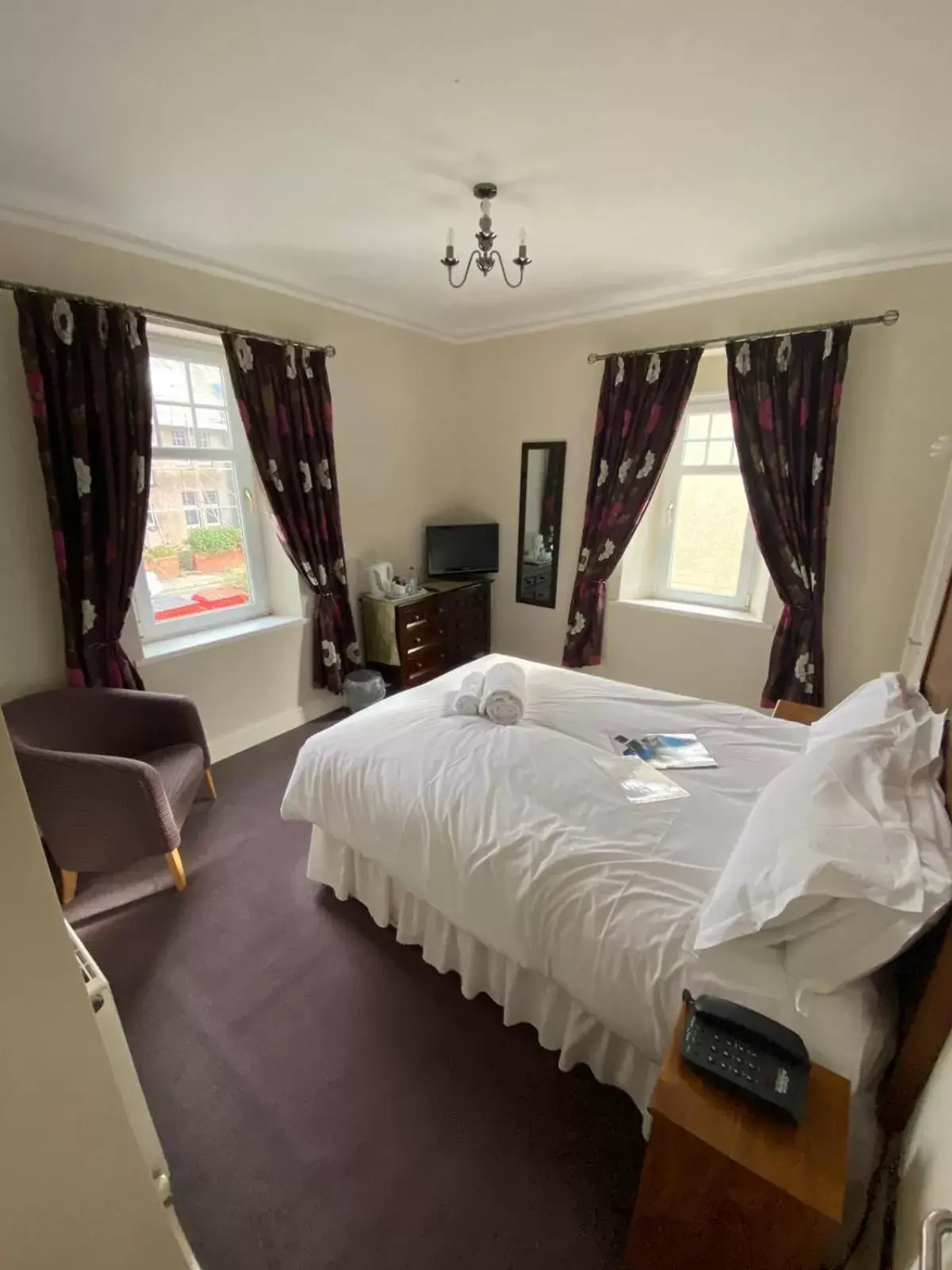 Standard Double Room in The Calder House Hotel