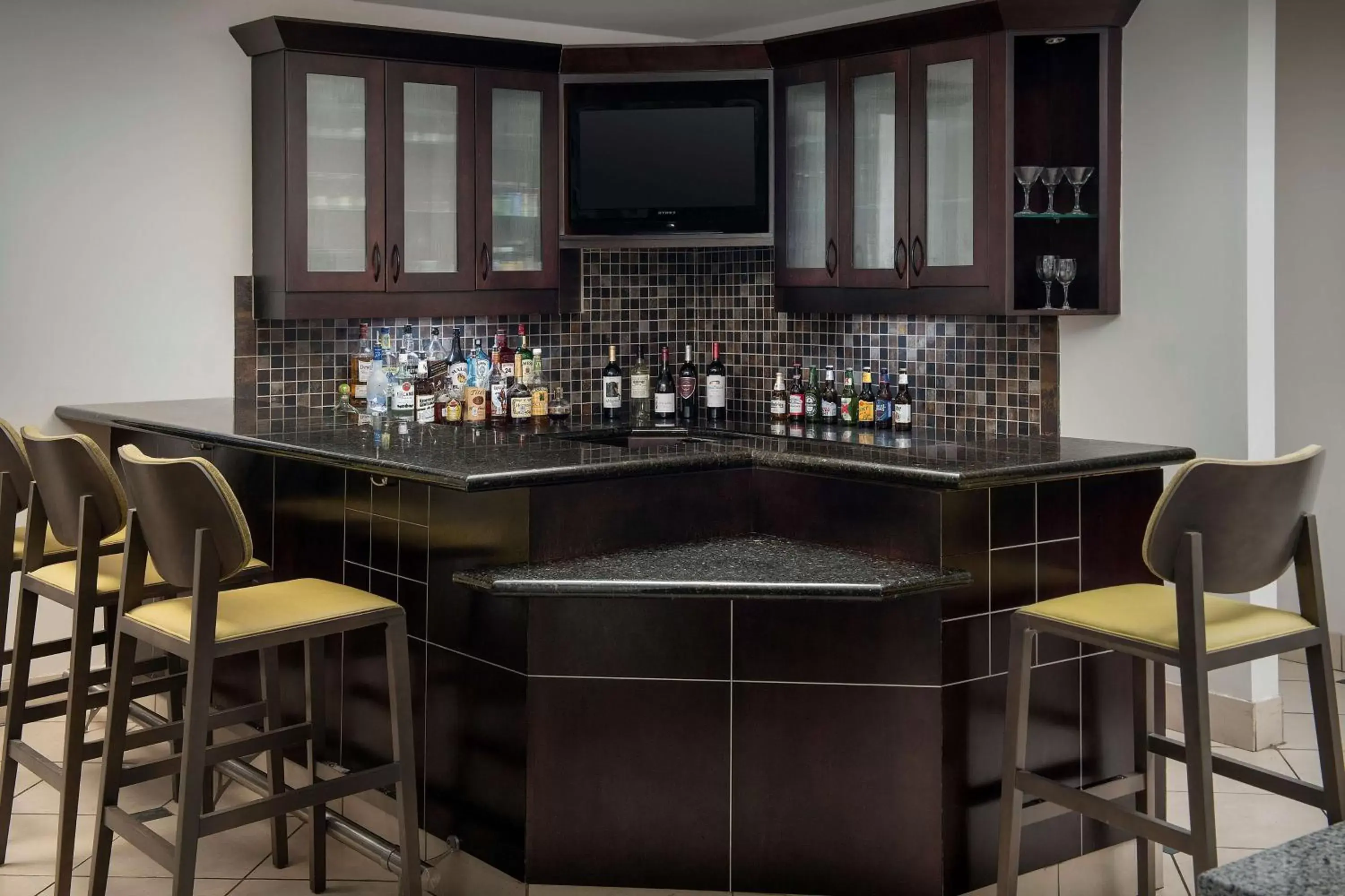 Lounge or bar in Hilton Garden Inn Dallas/Duncanville