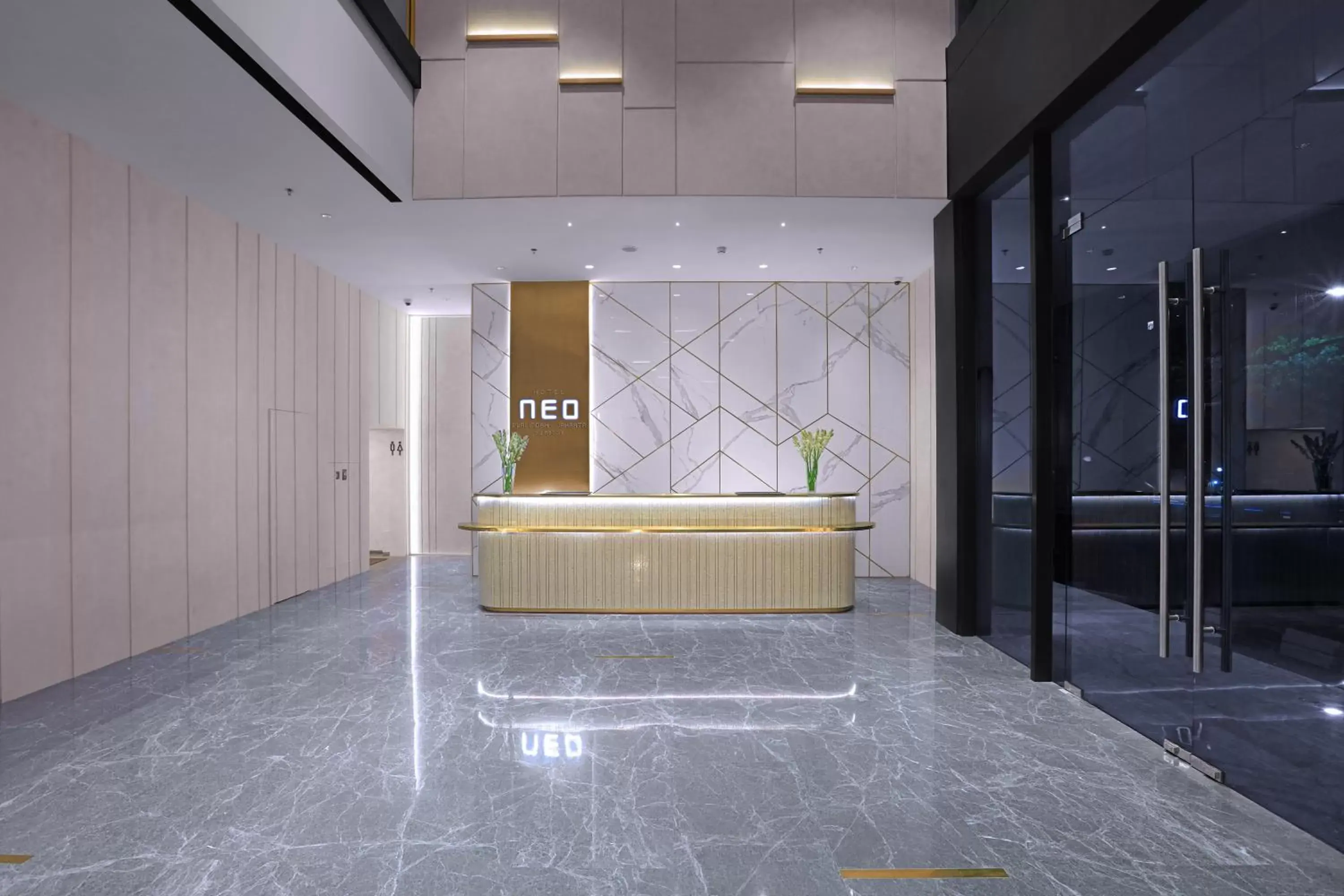 Lobby or reception in Neo Hotel Puri Indah Lobby or reception in Neo Hotel Puri Indah