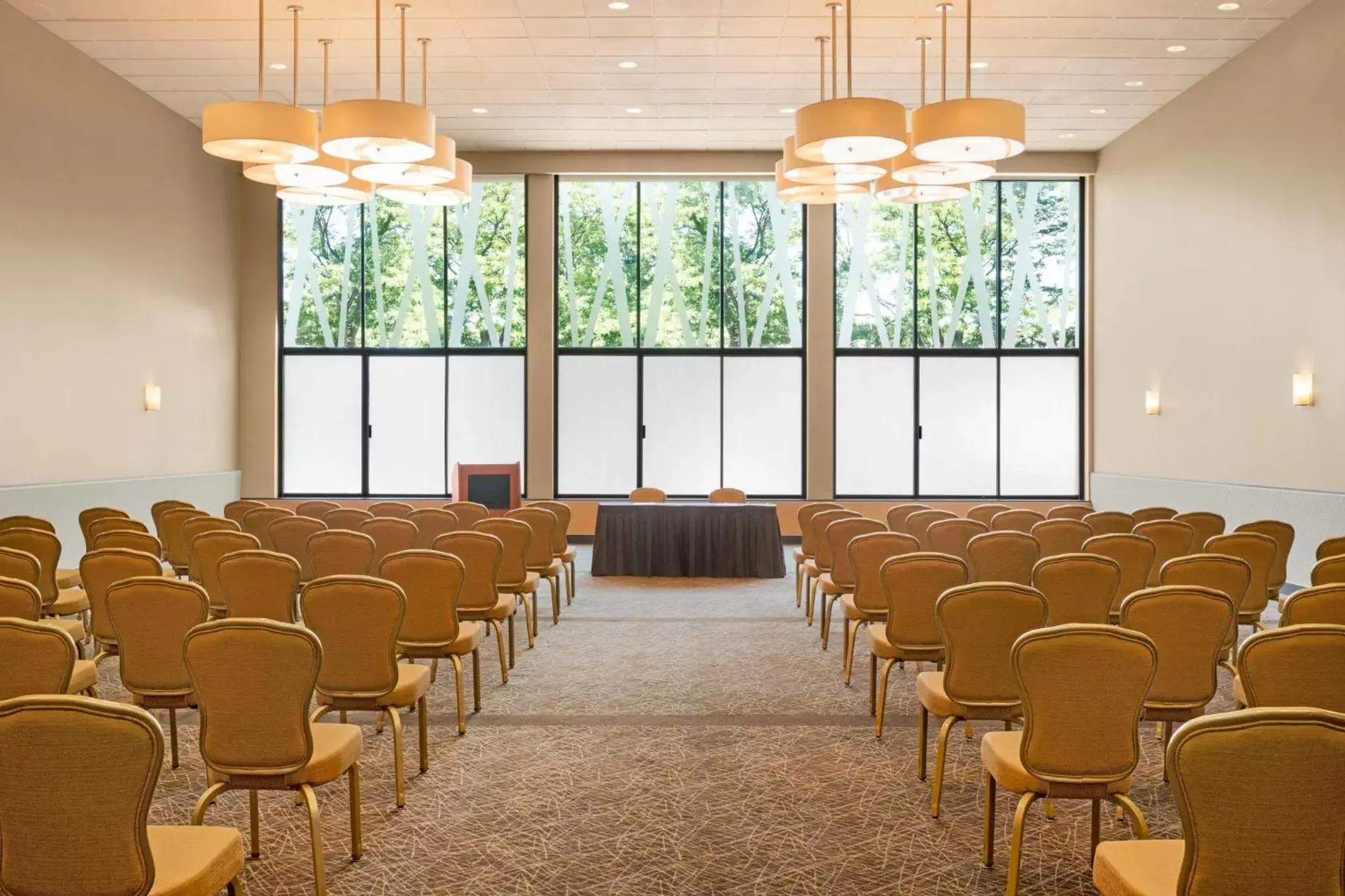 Meeting/conference room in Holiday Inn Boston Bunker Hill Area, an IHG Hotel