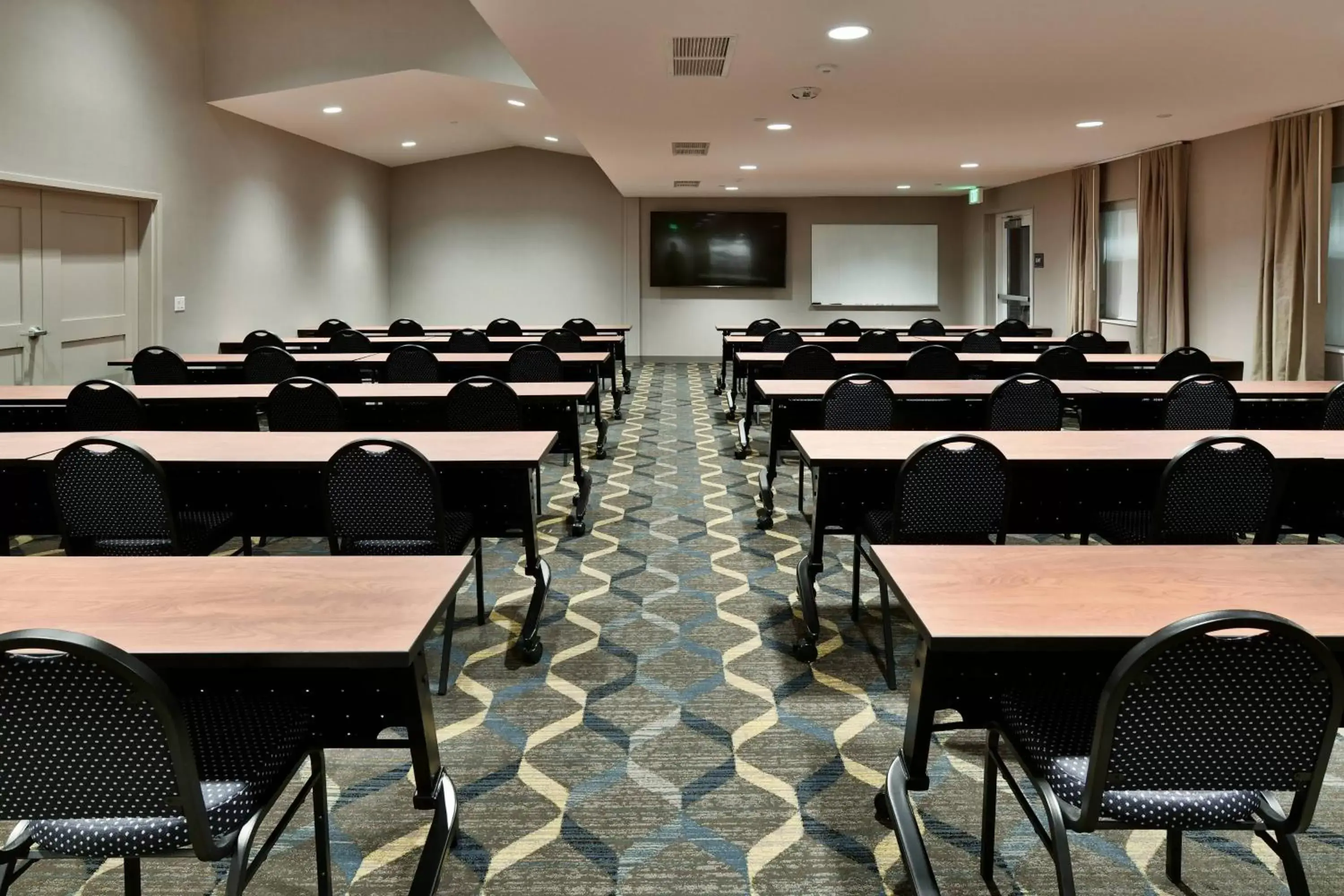 Meeting/conference room in Residence Inn by Marriott Eau Claire