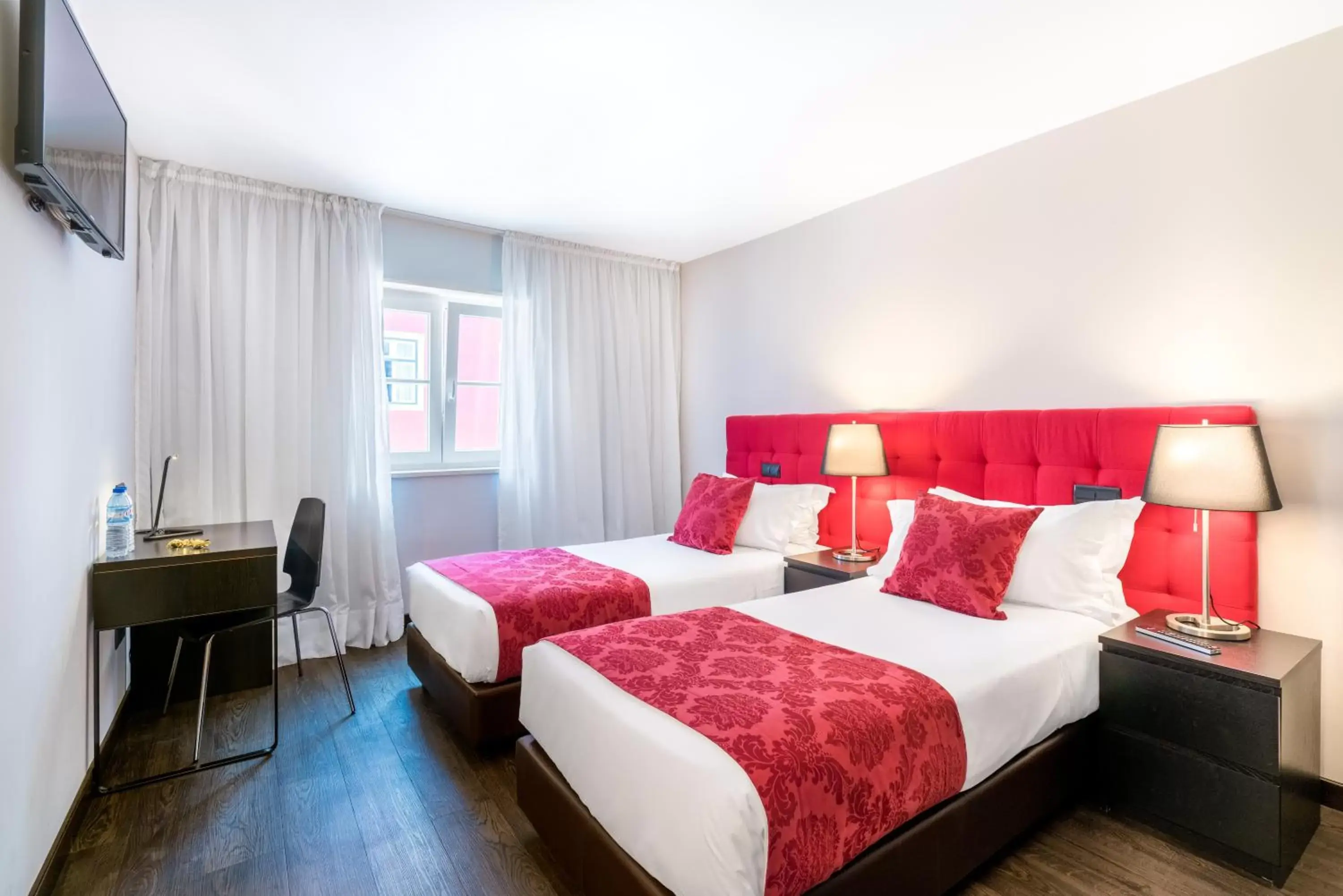 Bedroom, Room Photo in Rossio Garden Hotel