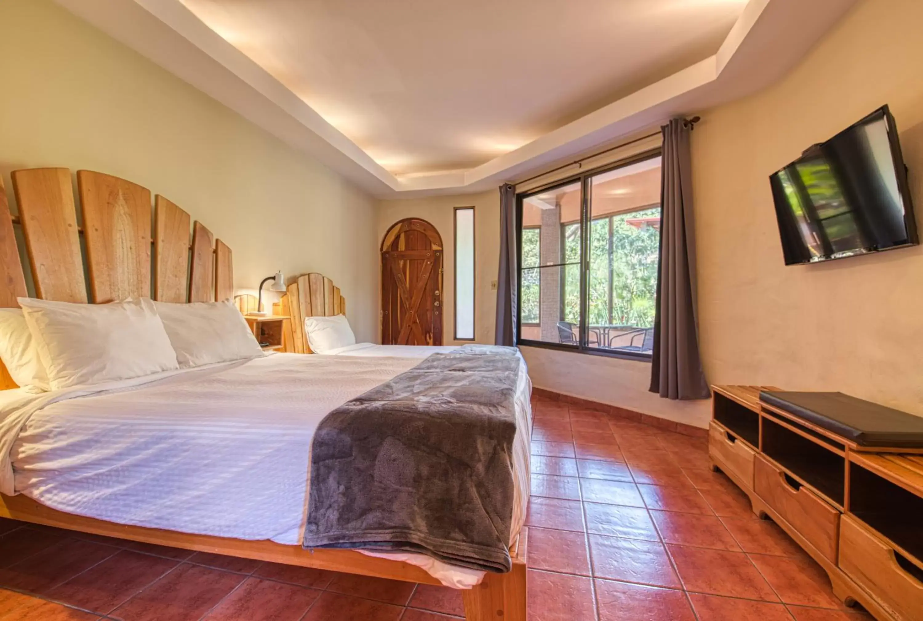 Bed in The Inn at Palo Alto Bed in The Inn at Palo Alto