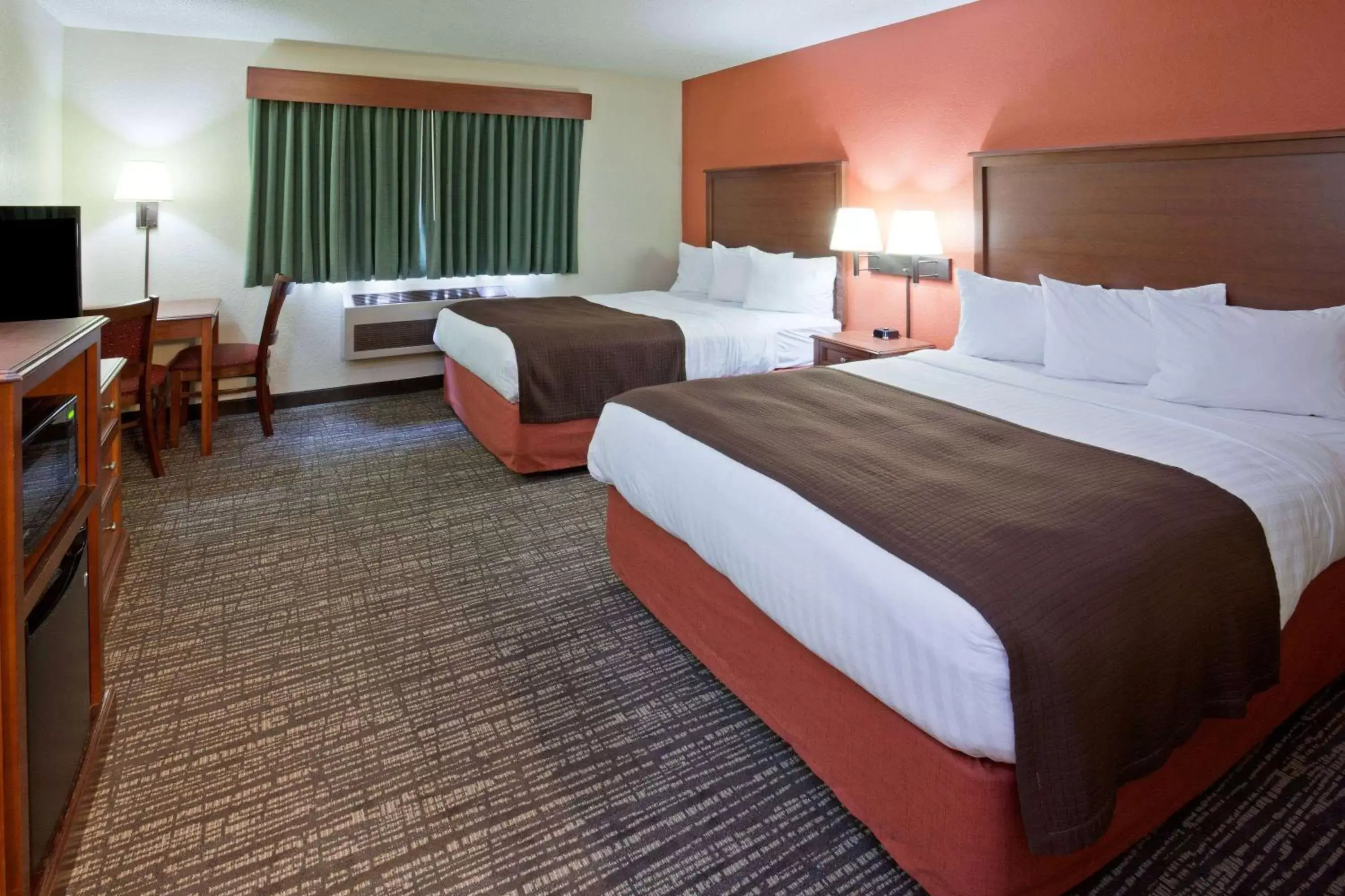 Photo of the whole room, Bed in AmericInn by Wyndham Alexandria