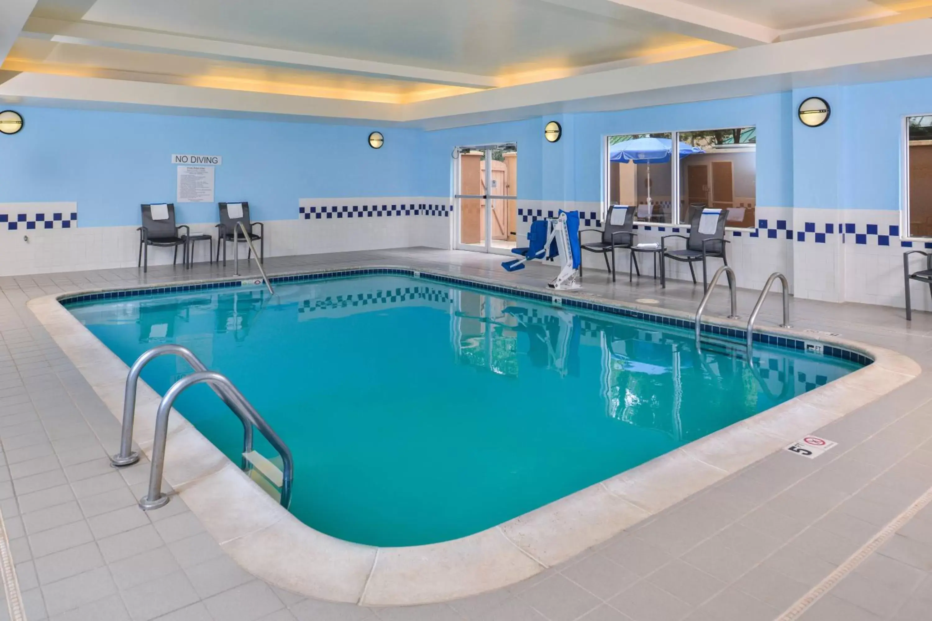 Swimming Pool in Fairfield Inn & Suites Beaumont