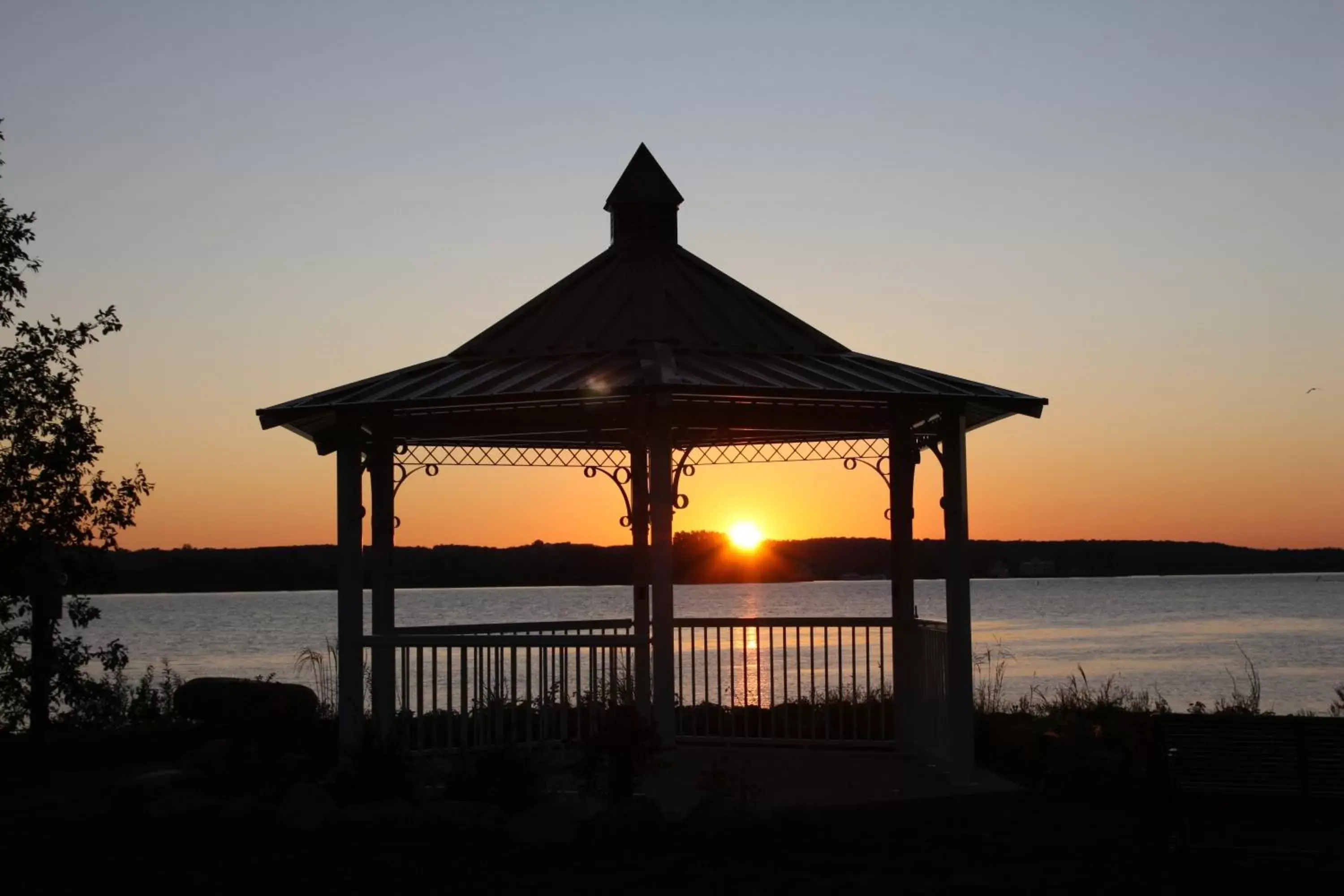 View (from property/room), Sunrise/Sunset in Tucked Inn the Harbour B&B